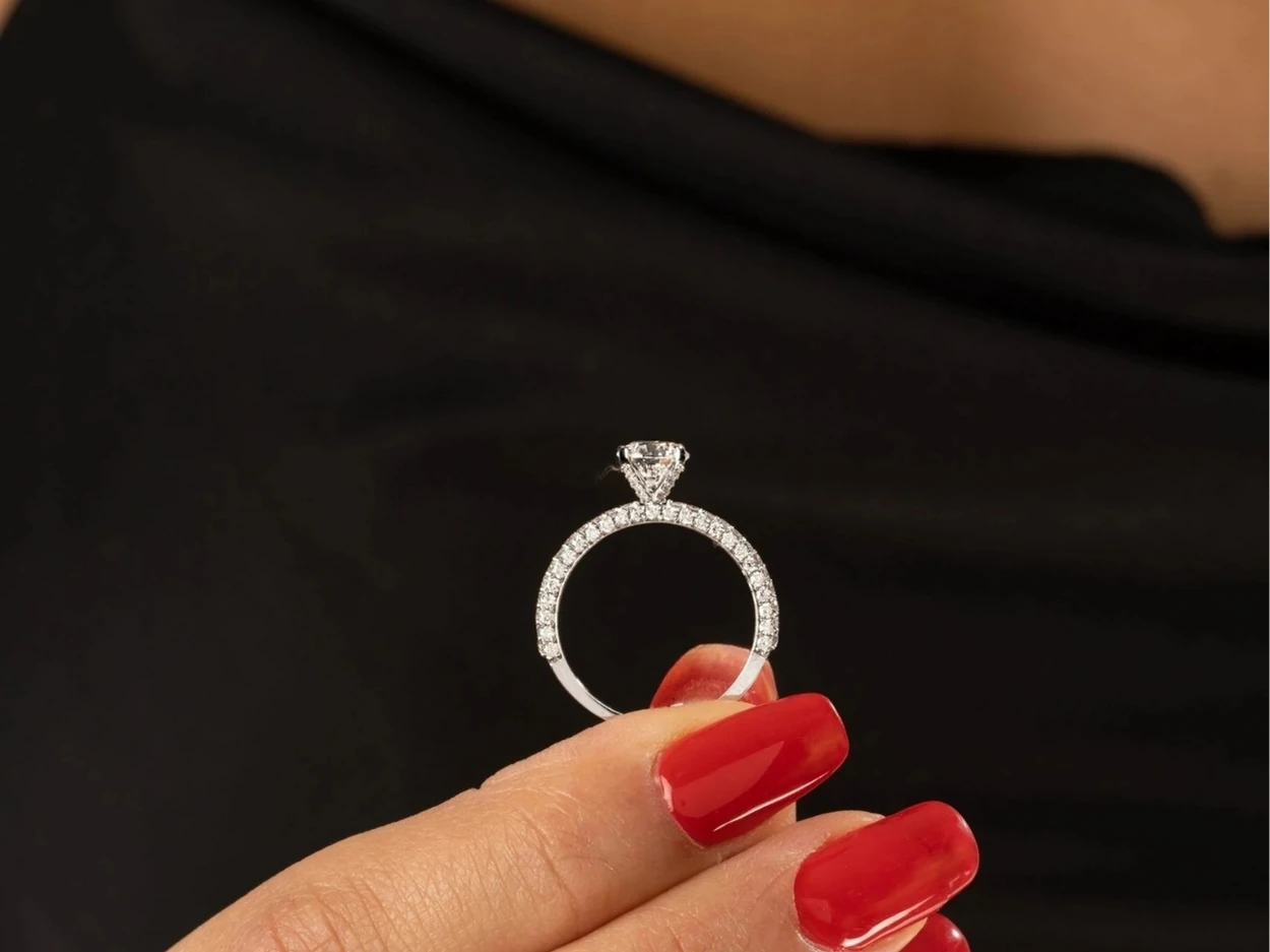 1,71 Karat Altın Pırlanta Tektaş Yüzük