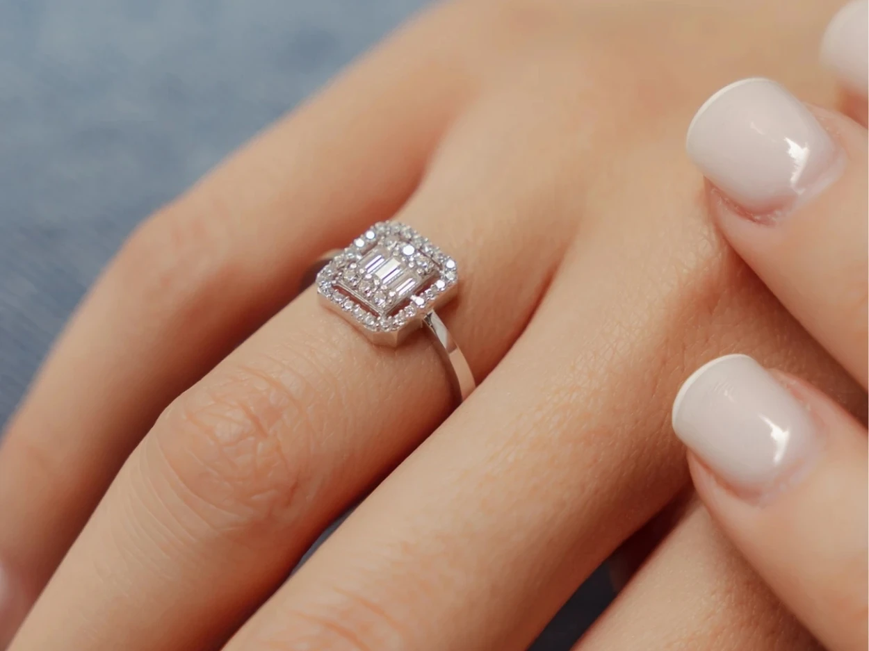 14 Ayar Altın Baget Yüzük