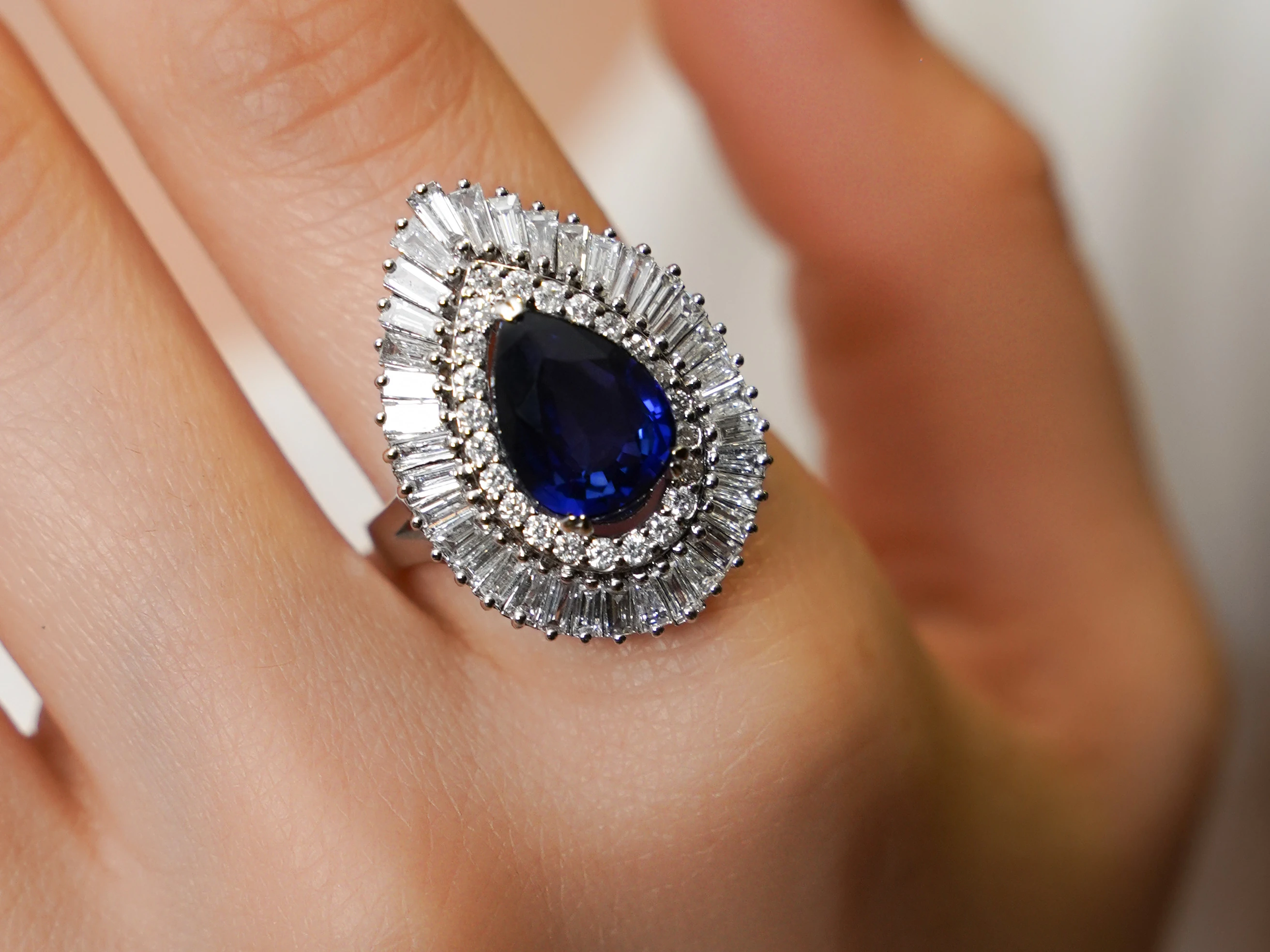 4,90 Karat Safir Pırlanta Yüzük