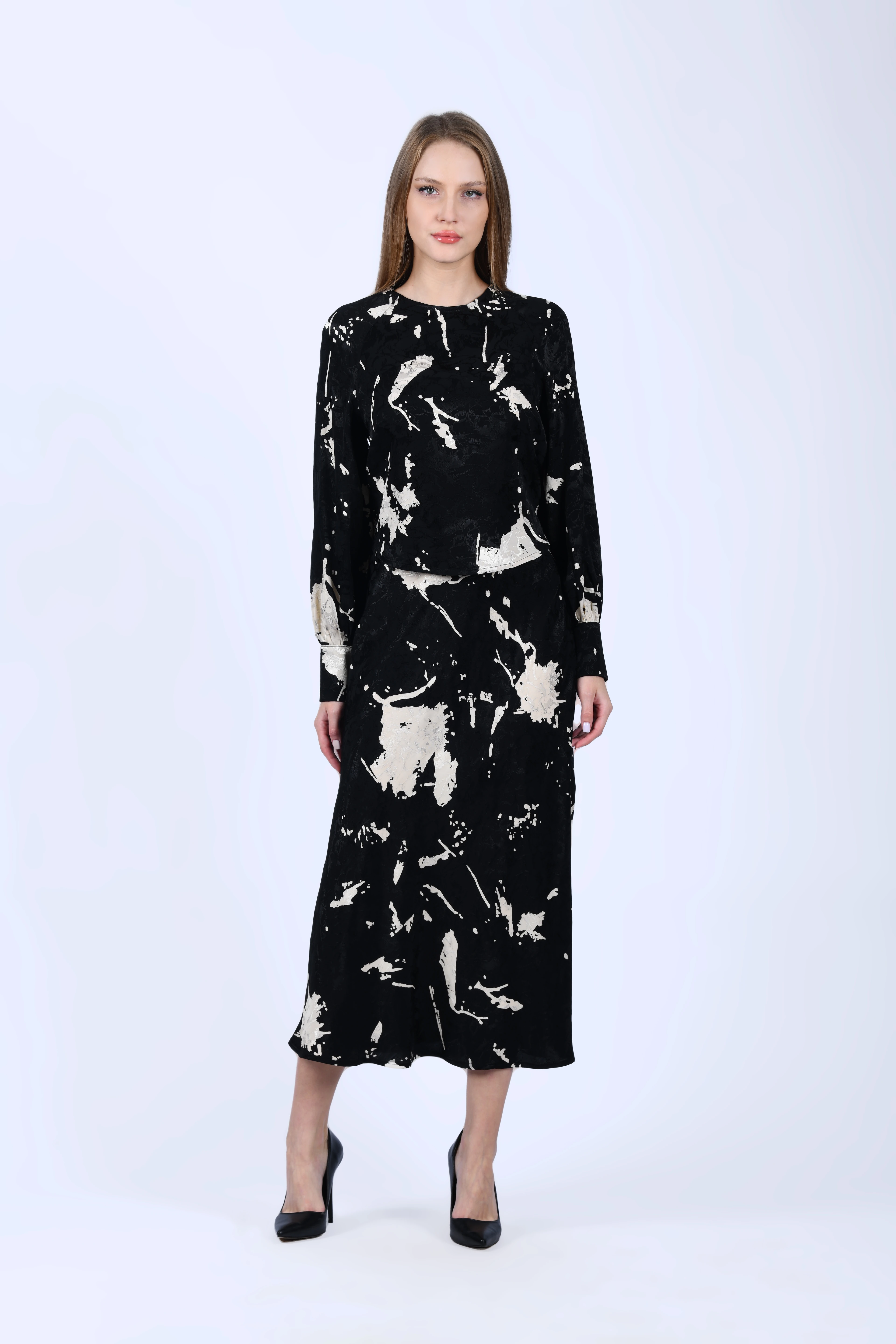 Siyah Soyut Desenli Bluz - LB189