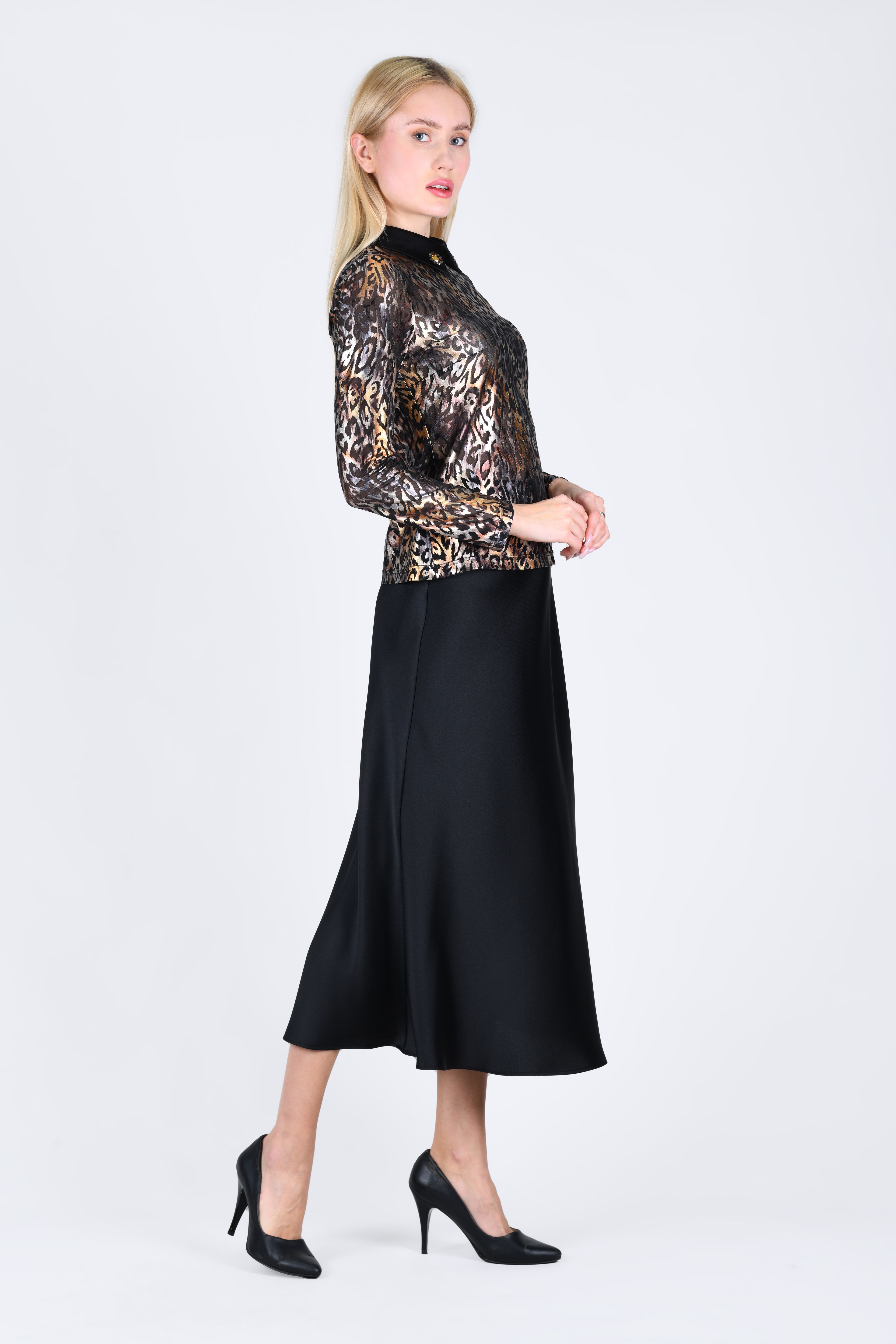 Gold Leopar Desenli Yaka Detaylı Transparan Bluz - LB165