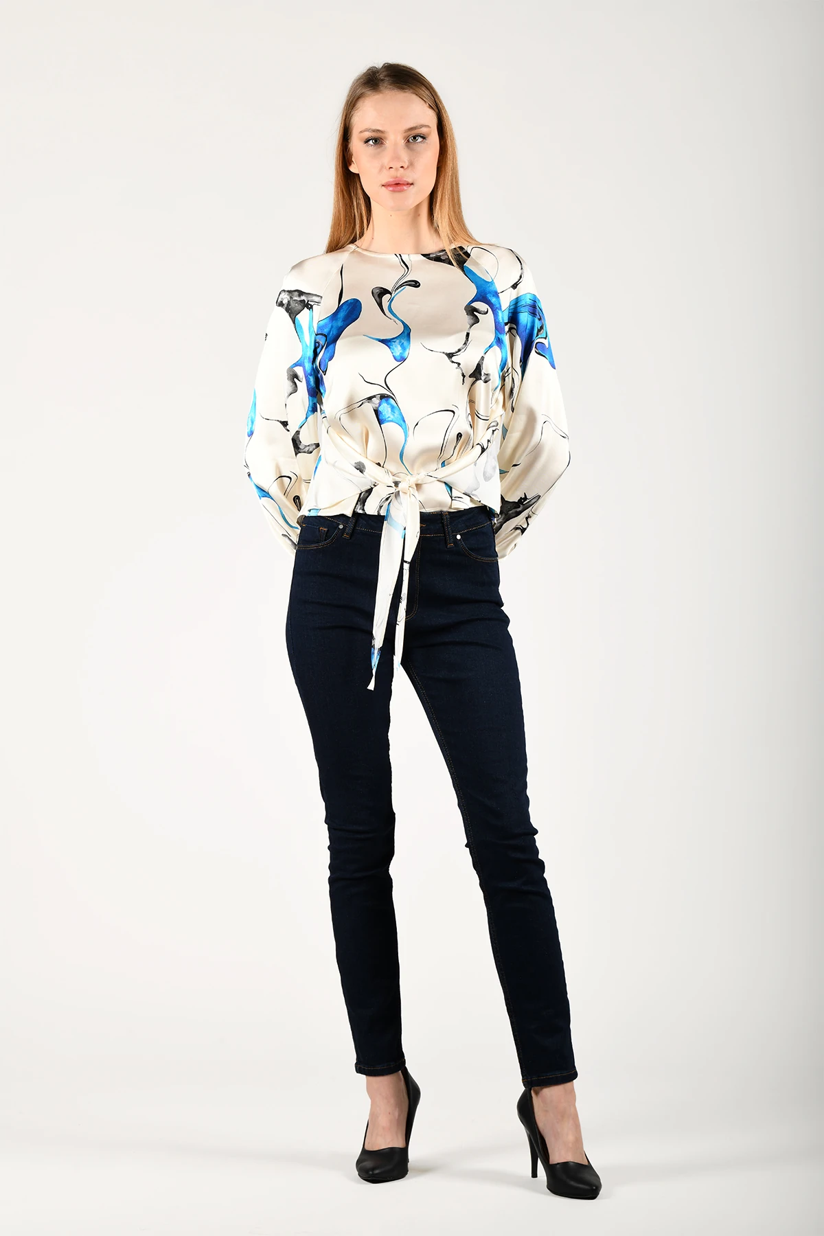 Mavi Desenli Belden Bağlamalı Bluz - QB161