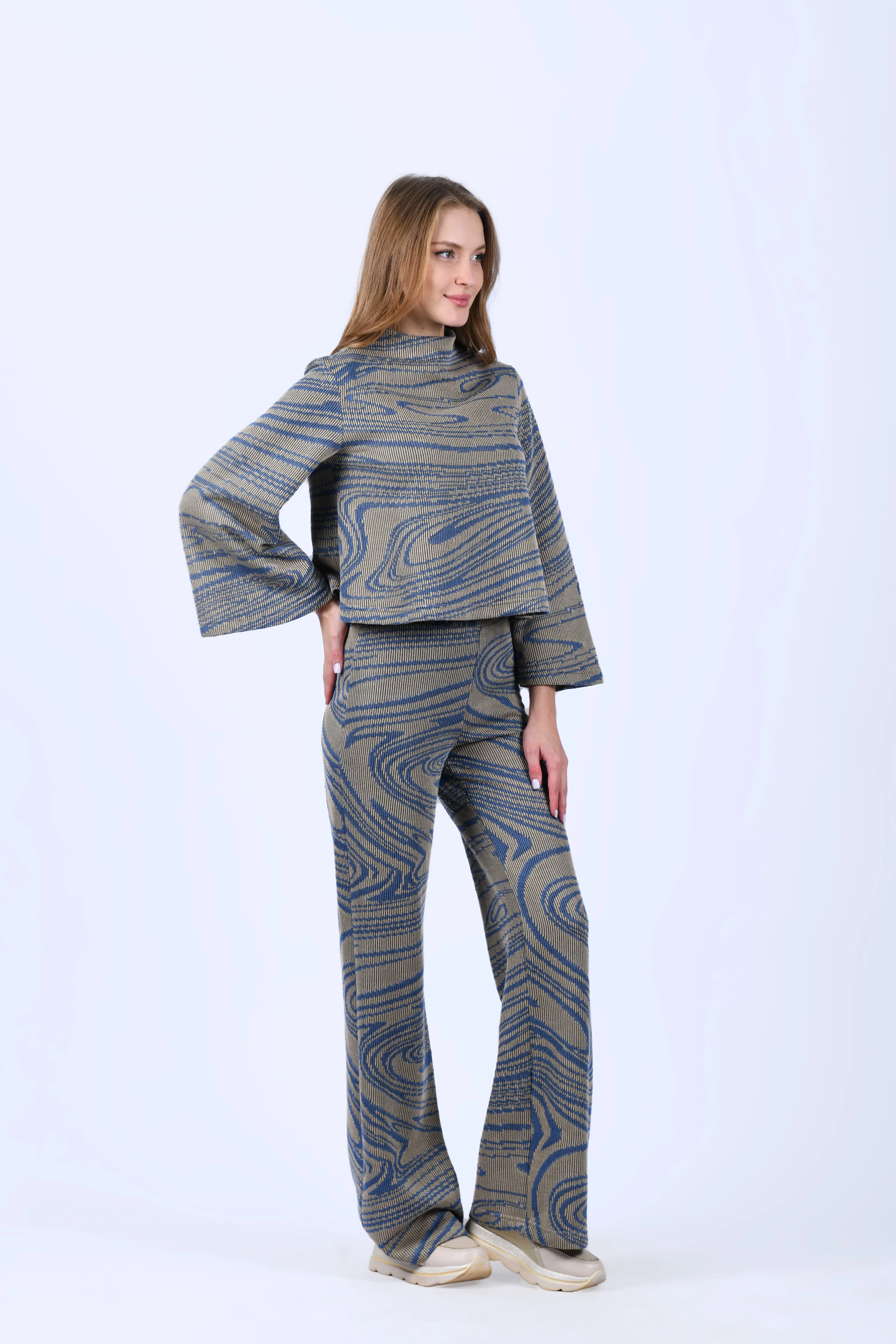 Bej Mavi Crop Kesim Triko Bluz - QB200