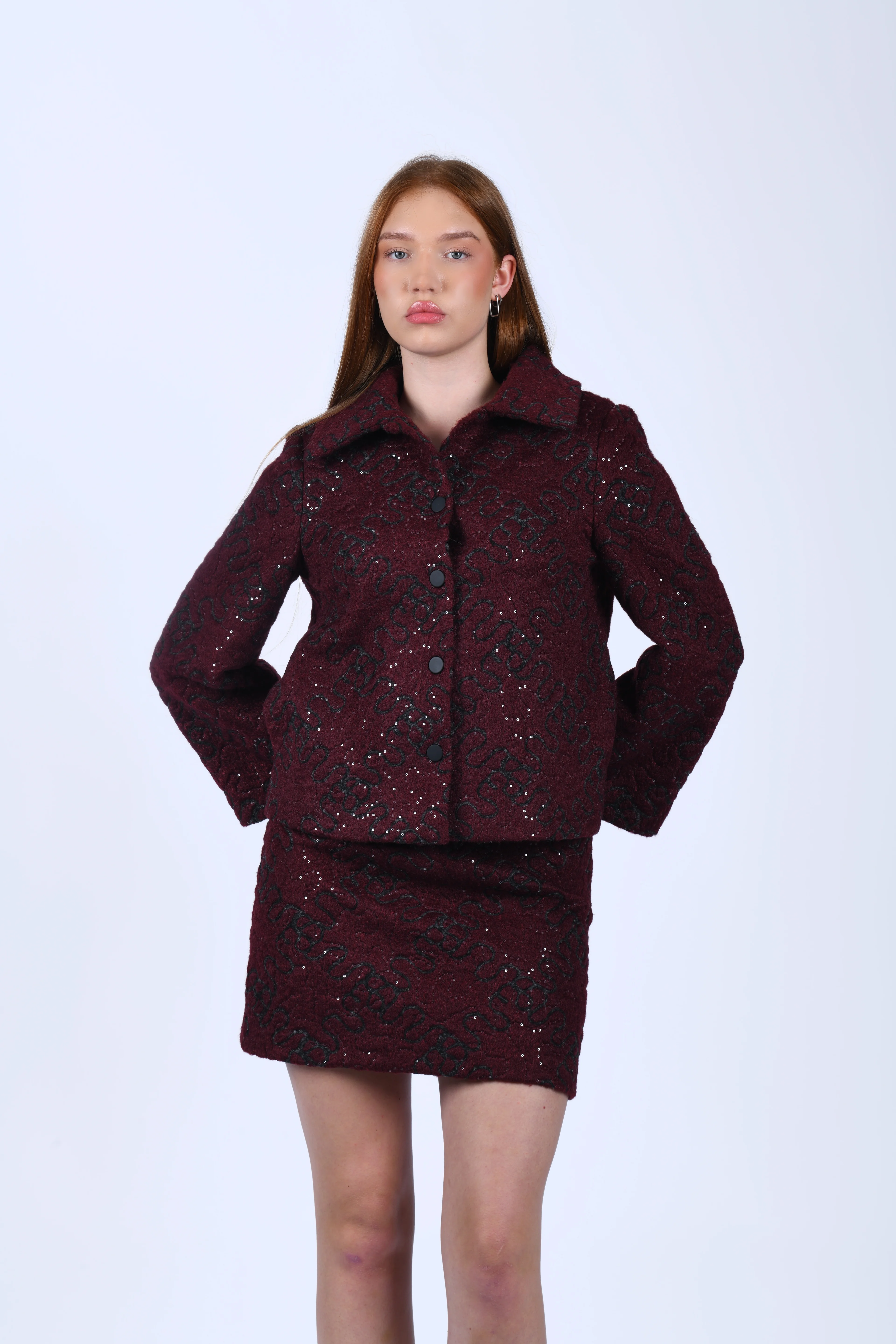 Bordo Kısa Mont - QN25