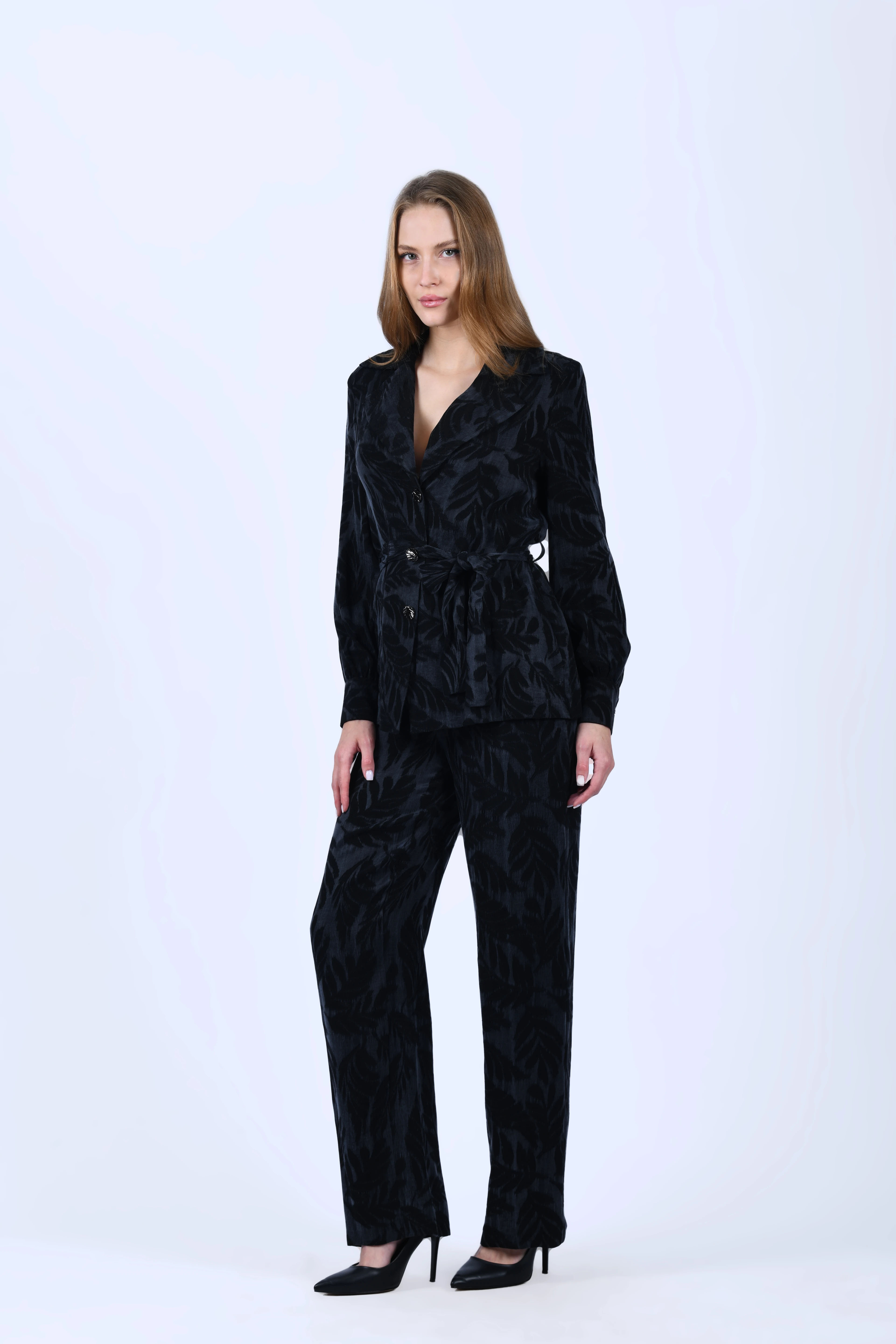 Siyah Desenli Kuşaklı Ceket - QC96