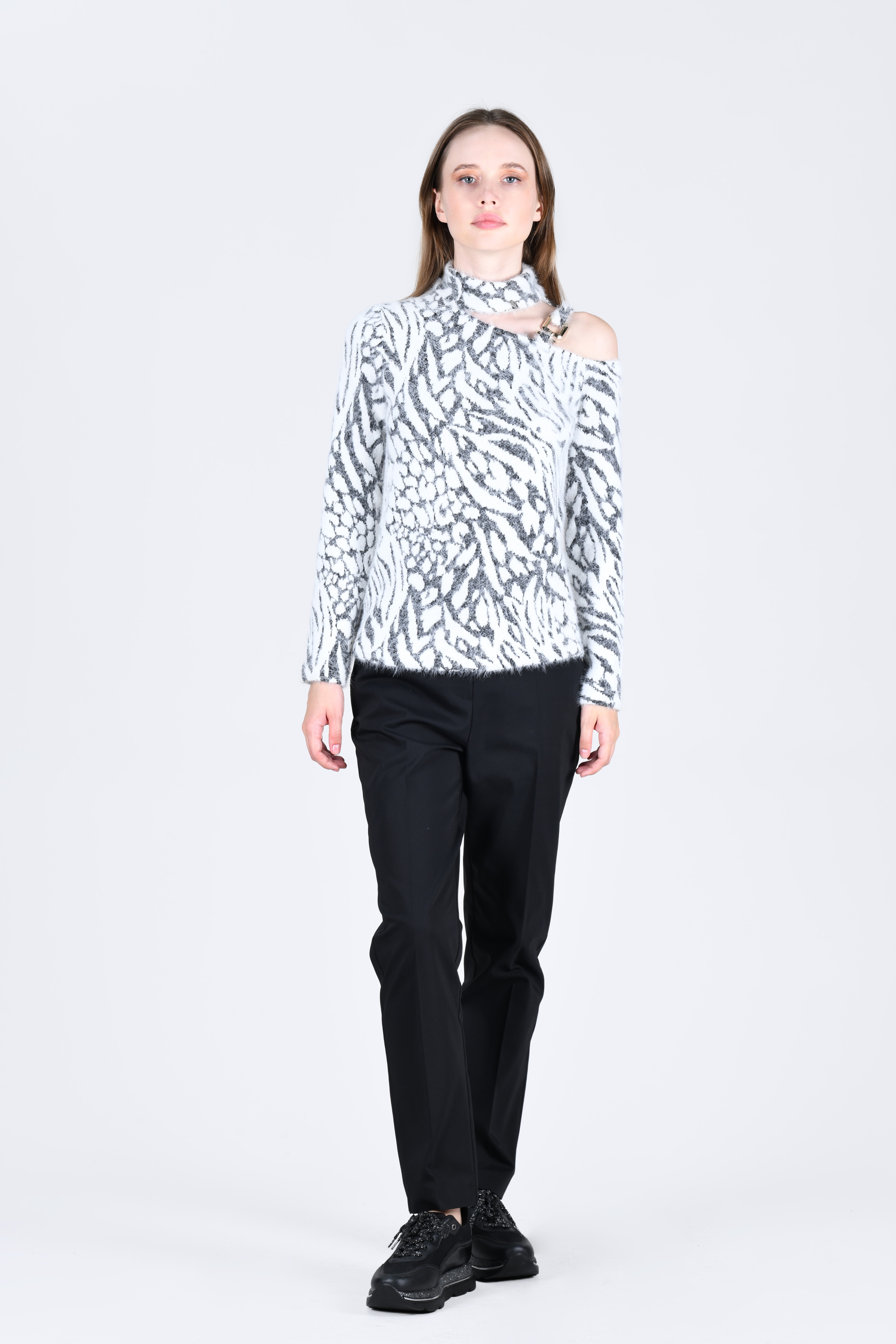 Leopar Desen Asimetrik Omuz Detaylı Bluz - LB157