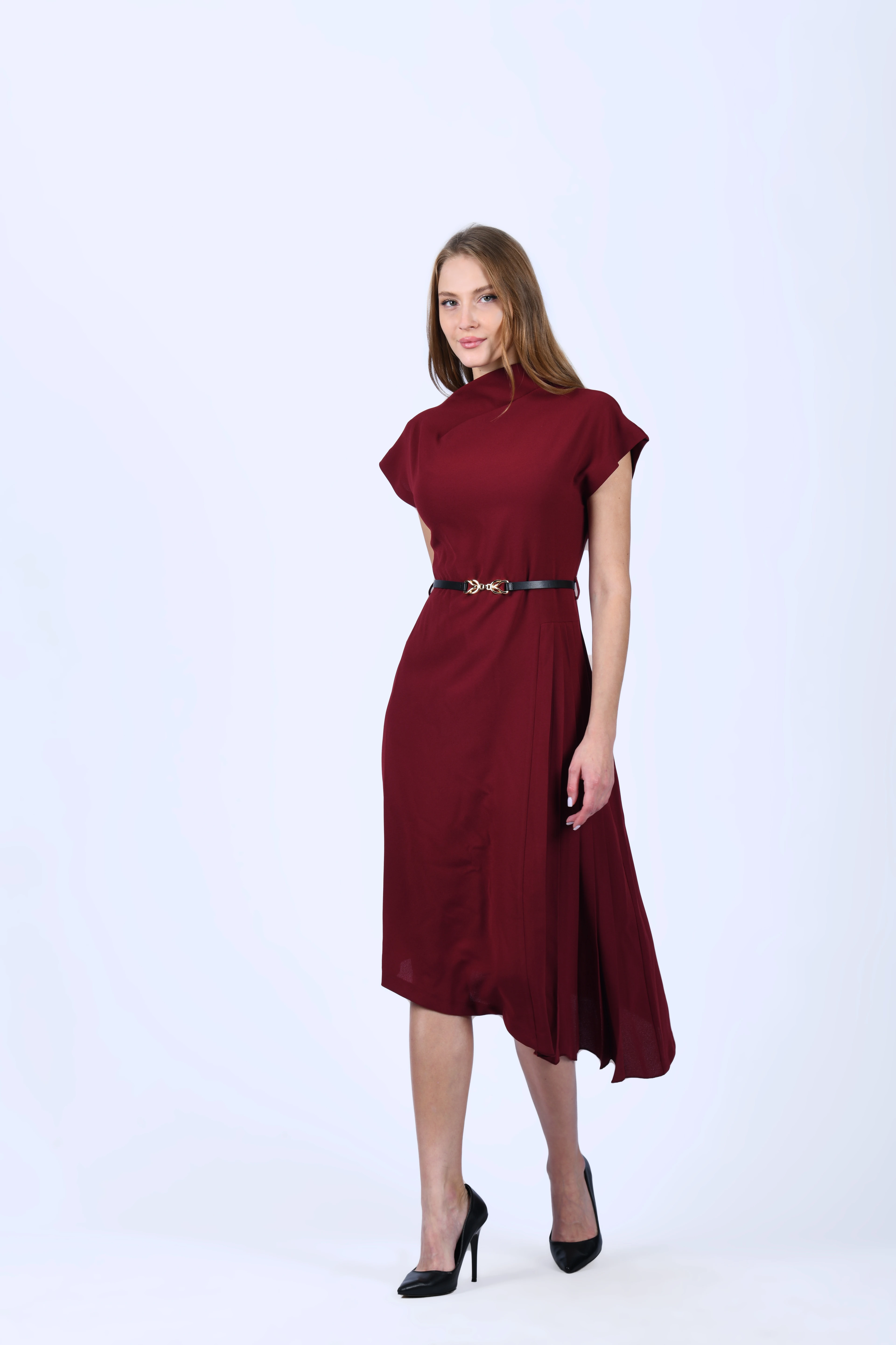 Bordo Asimetrik Kesim Yanı Piliseli Elbise - QE393