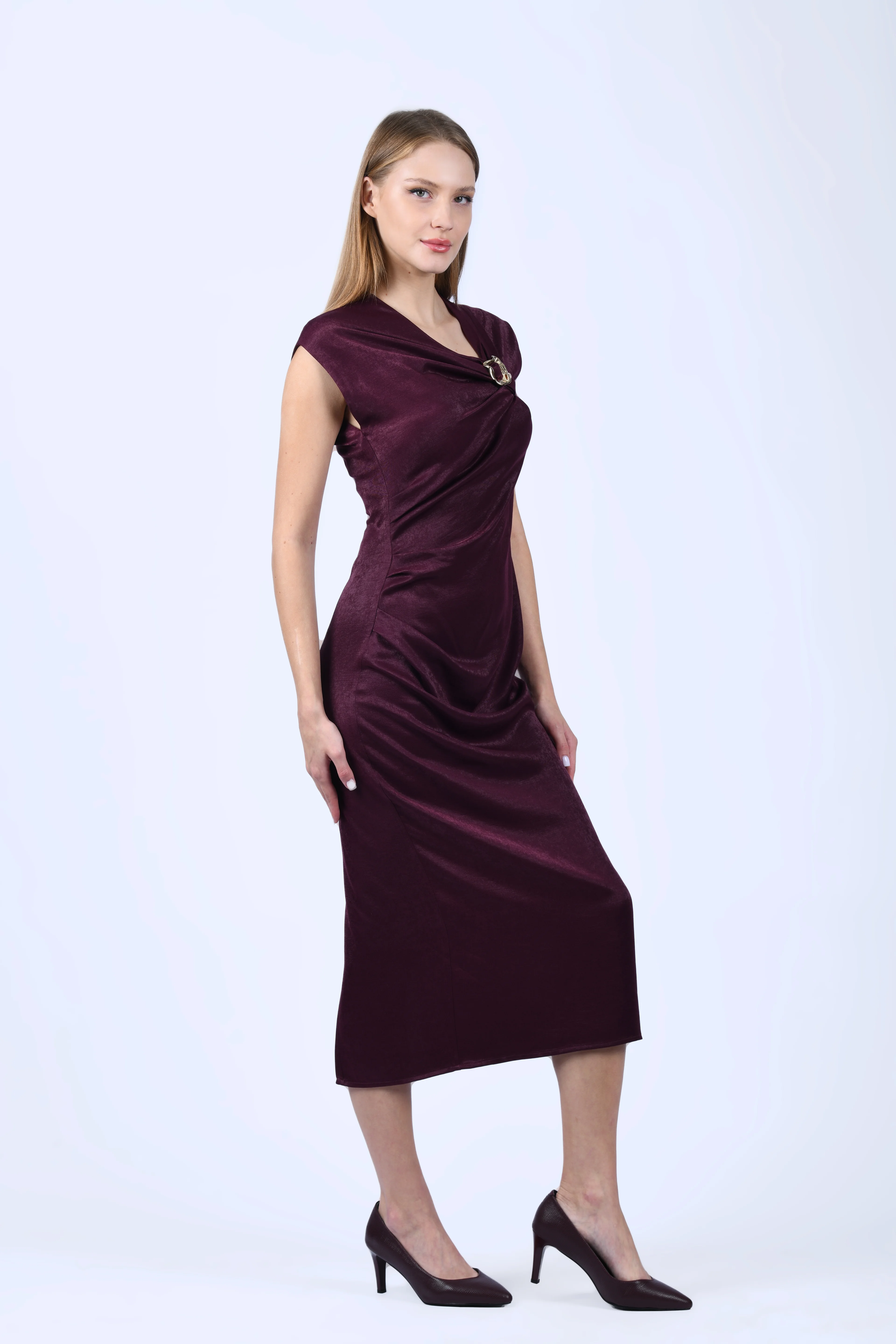 Bordo Yakası Tokalı Midi Elbise - QE389