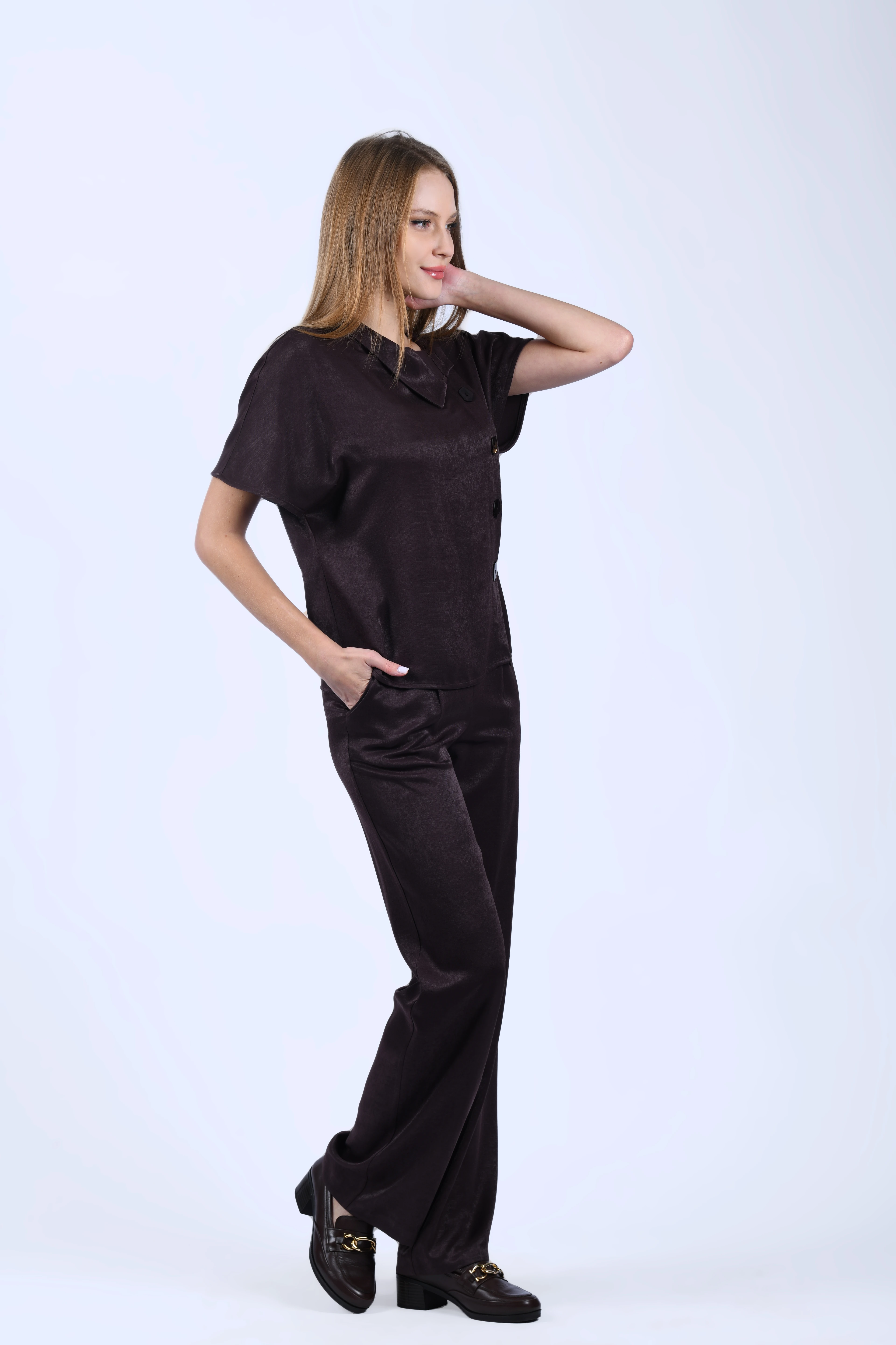 Kahve Asimetrik Düğmeli Bluz - QB202