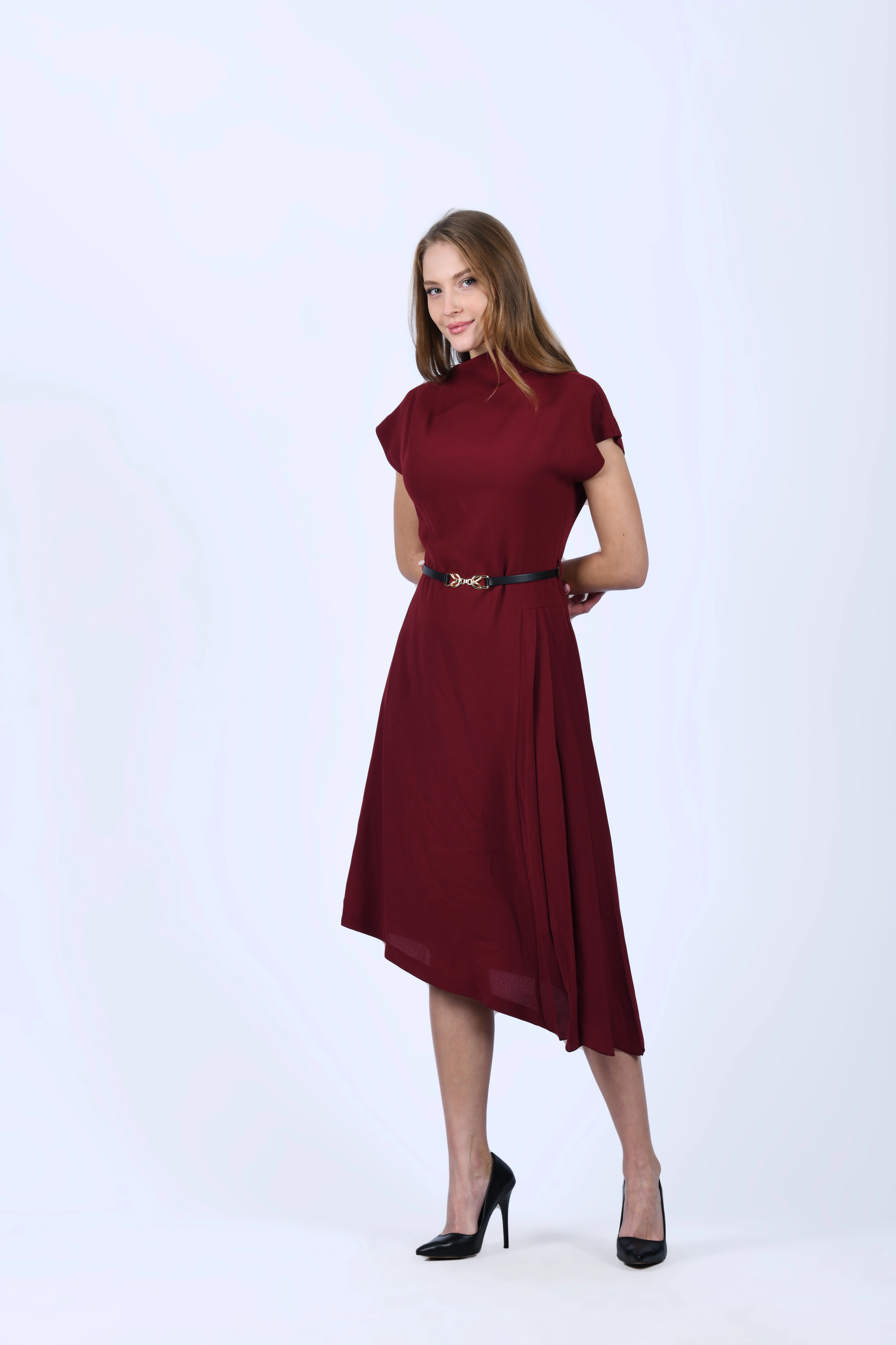 Bordo Asimetrik Kesim Yanı Piliseli Elbise - QE393