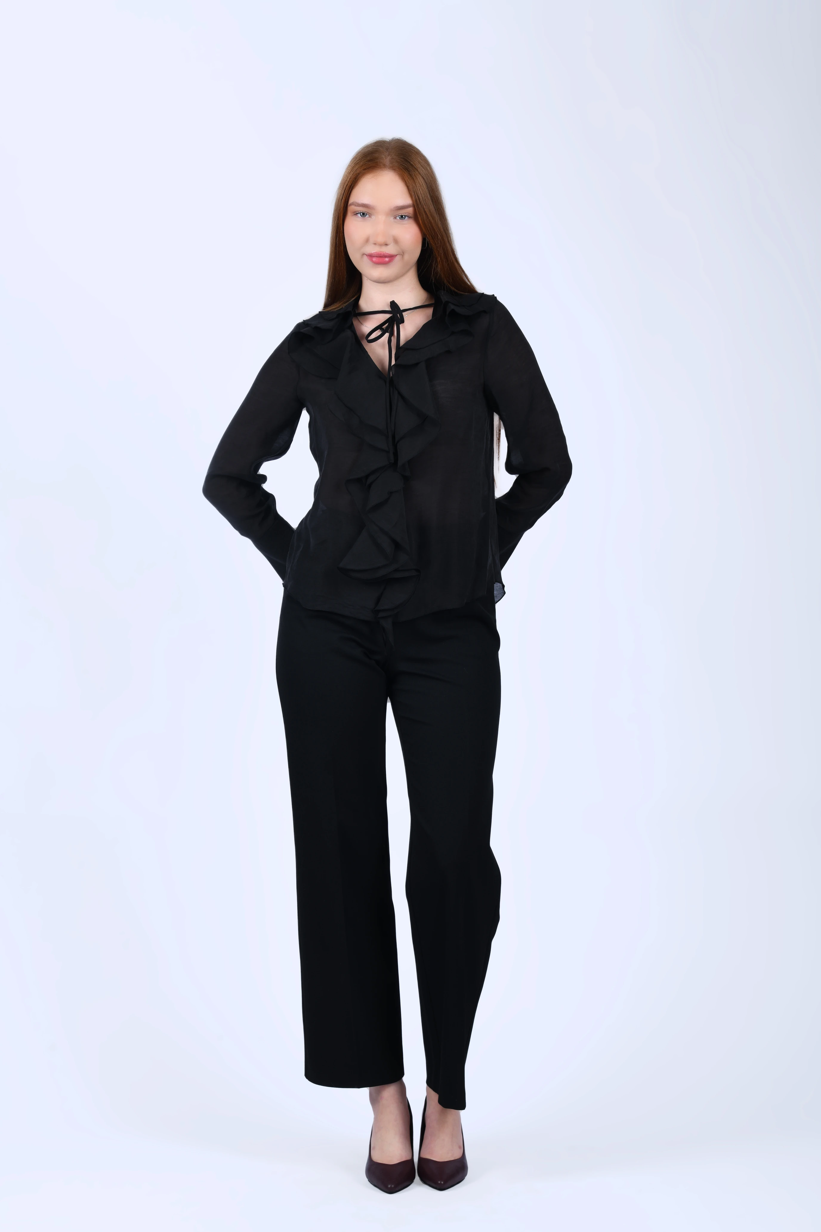 Siyah Volanlı Tül Bluz - QB201