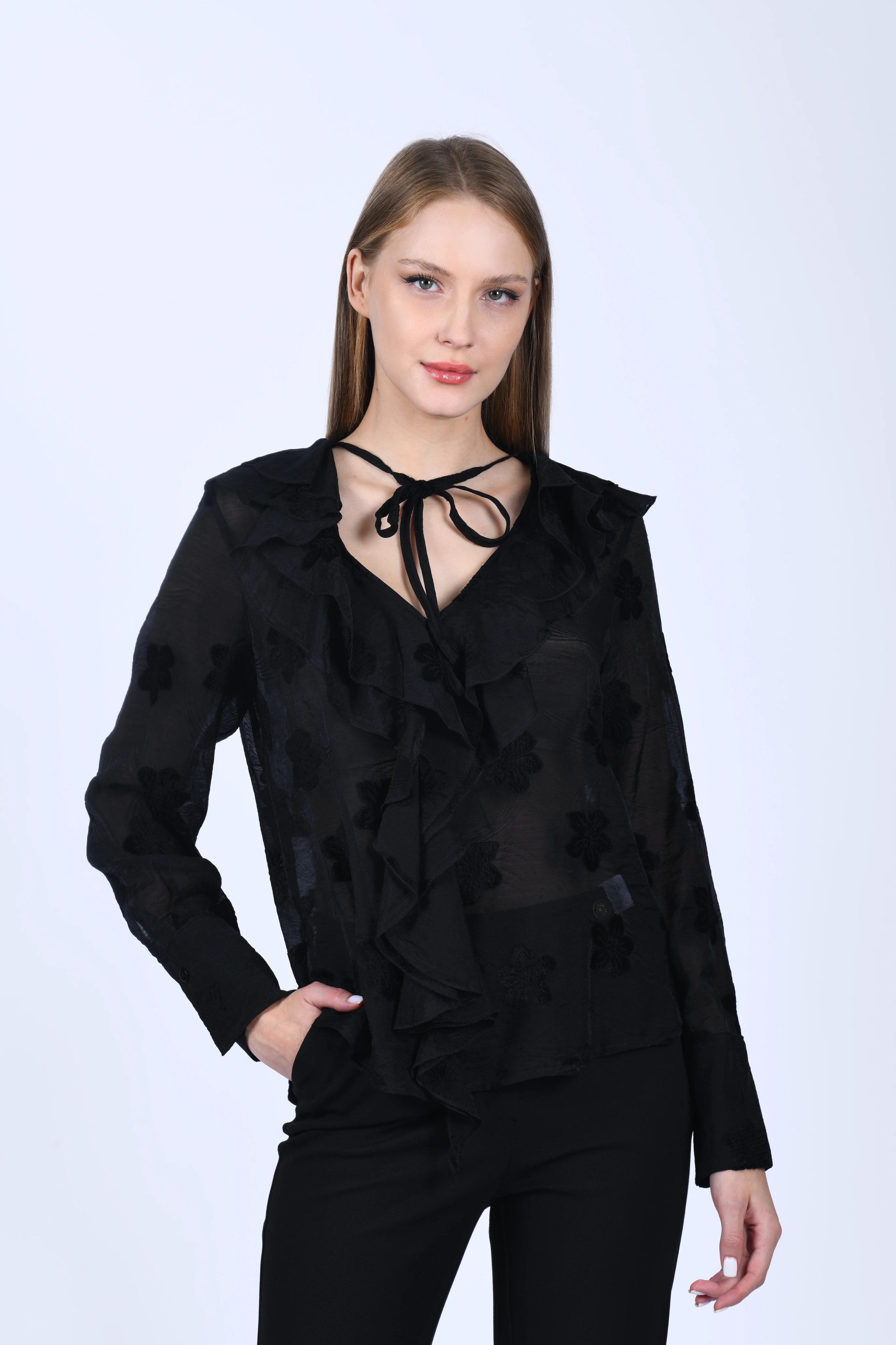 Siyah Çiçekli Volanlı Tül Bluz - QB203