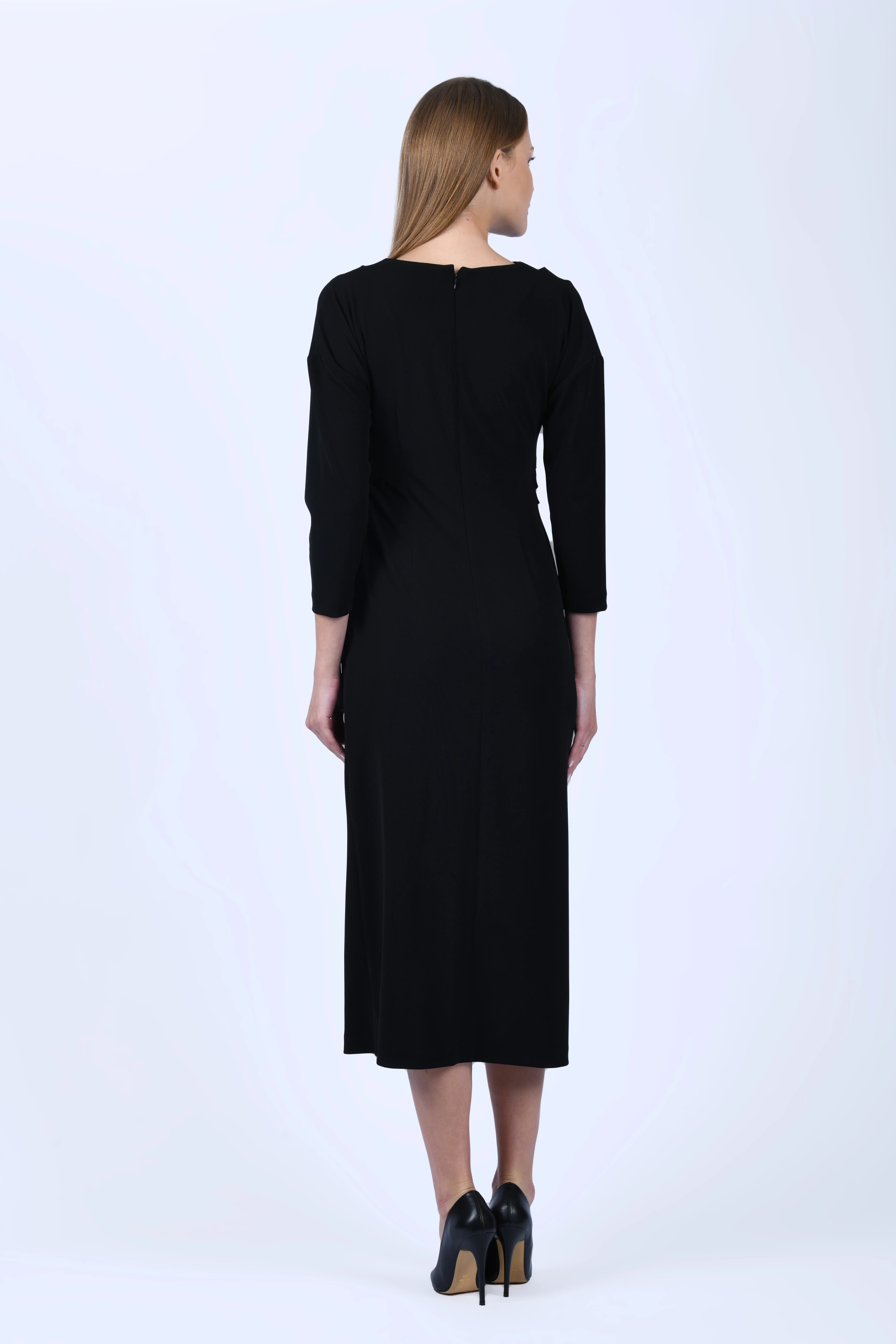 Siyah Toka Detaylı Yırtmaçlı Elbise -  QE396