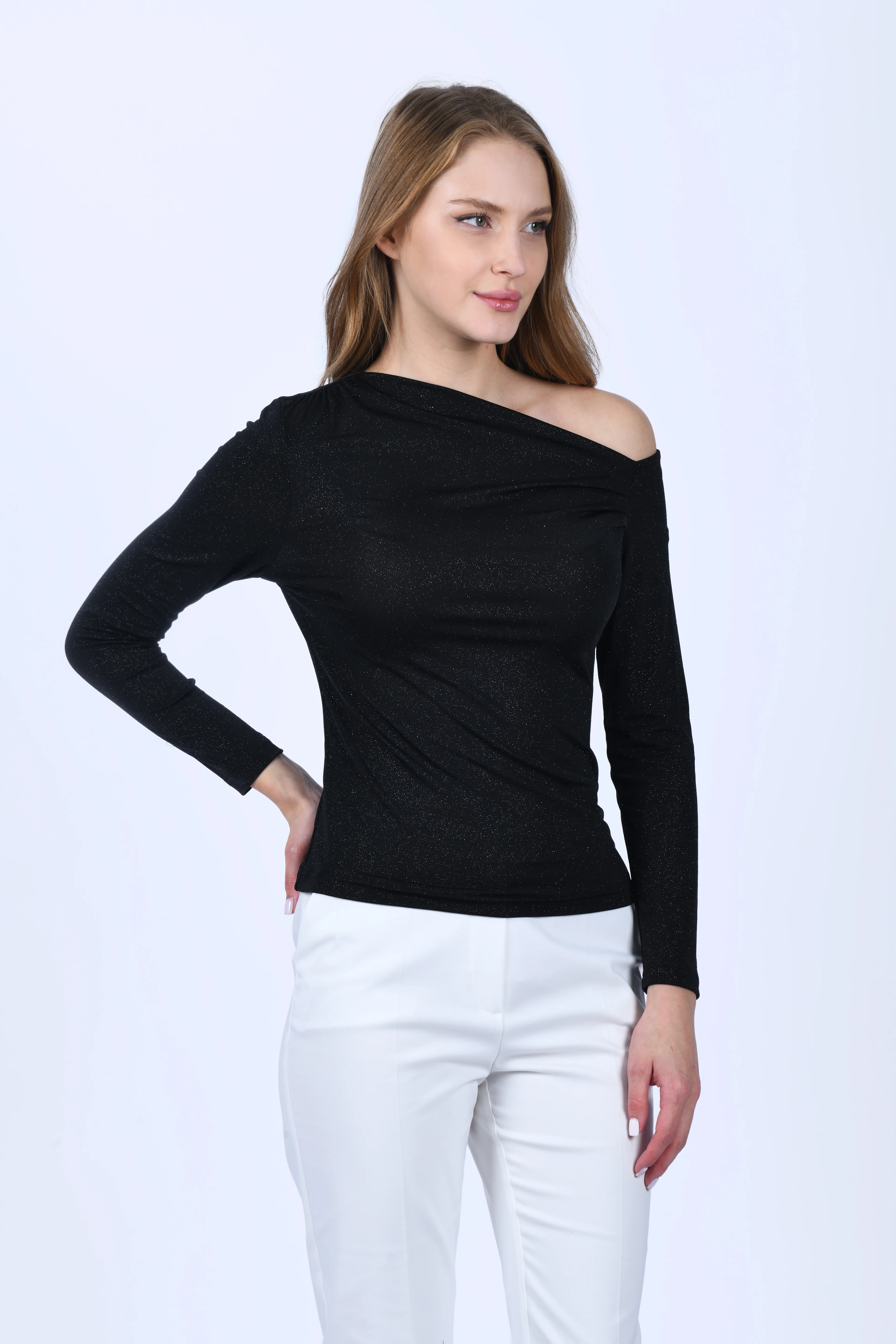Siyah Omuz Detaylı Simli Bluz - QB204
