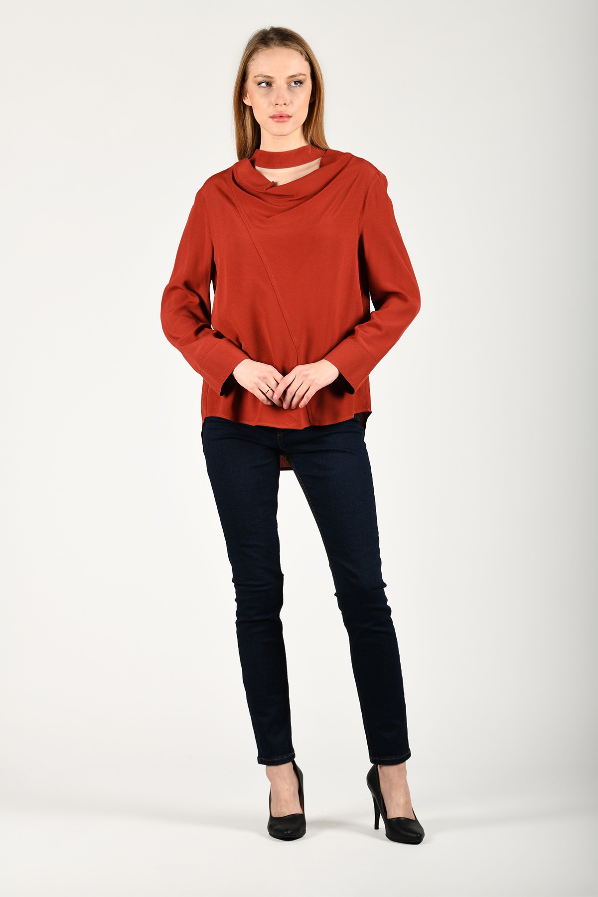 Kiremit Boyun Detaylı Bluz - QB150