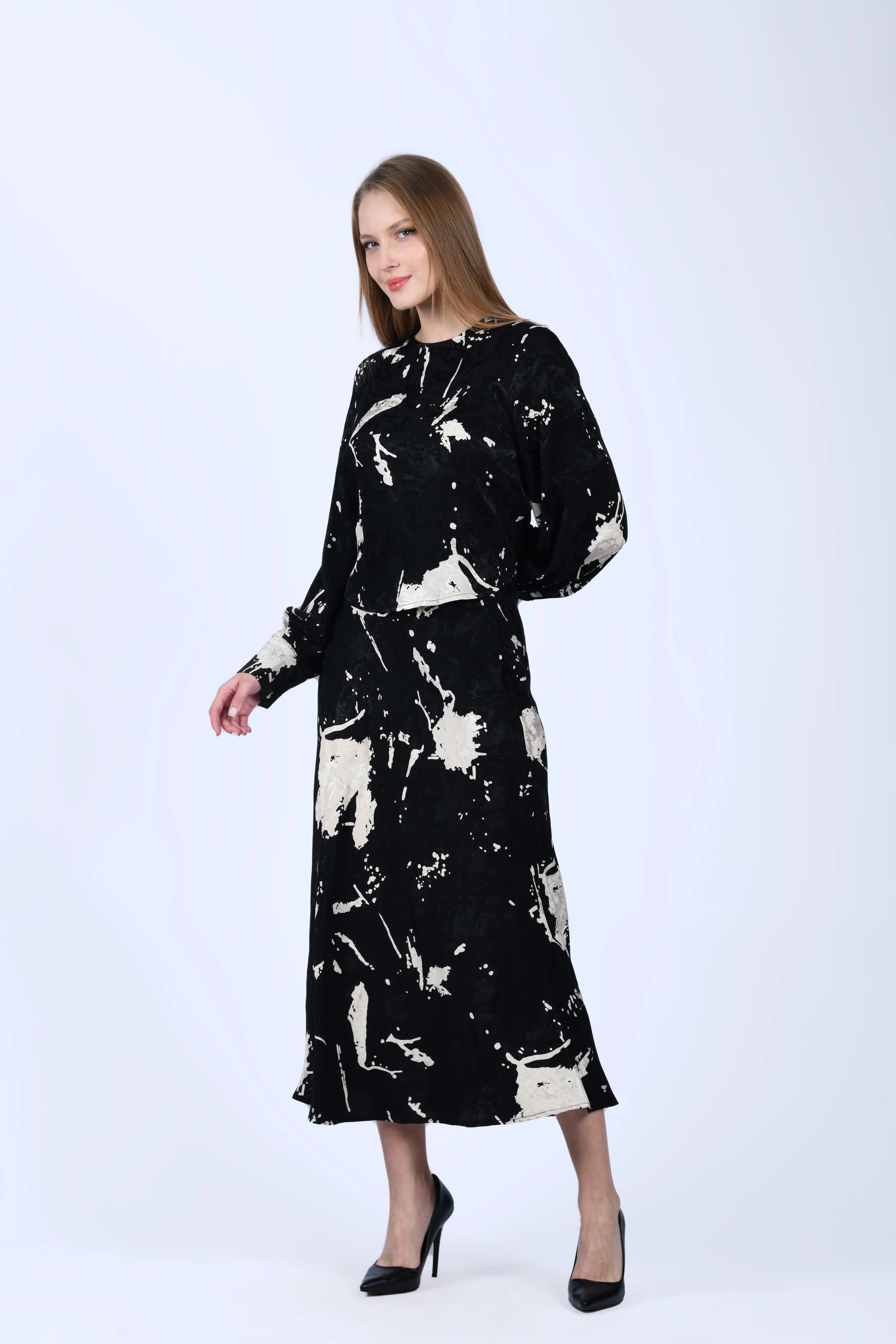 Siyah Soyut Desenli Bluz - LB189