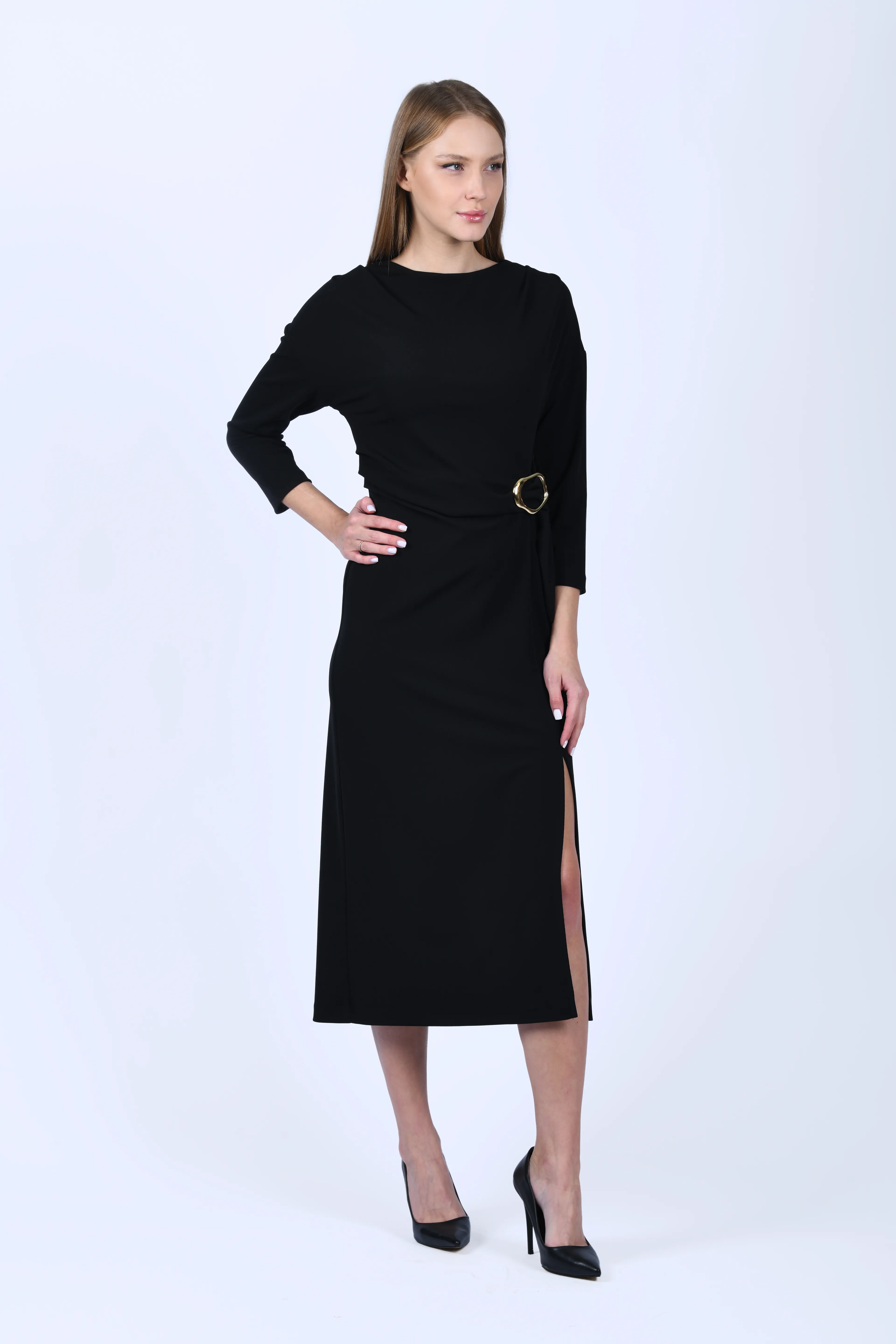 Siyah Toka Detaylı Yırtmaçlı Elbise -  QE396