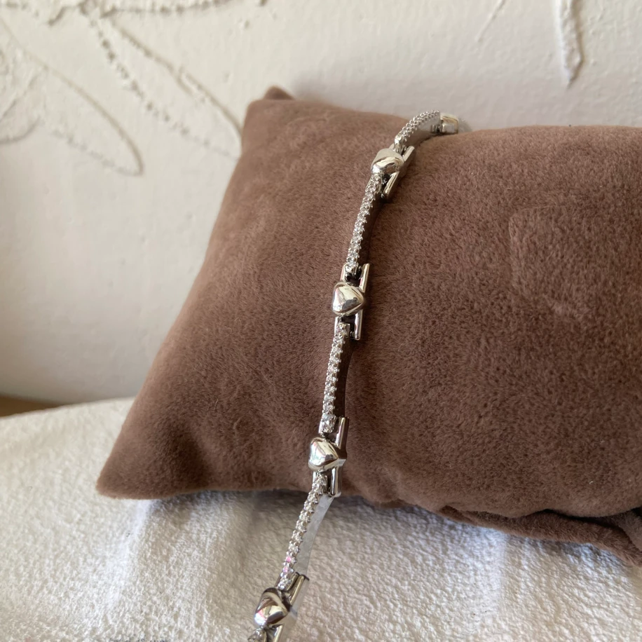 Özel Seri Kalpli Bileklik