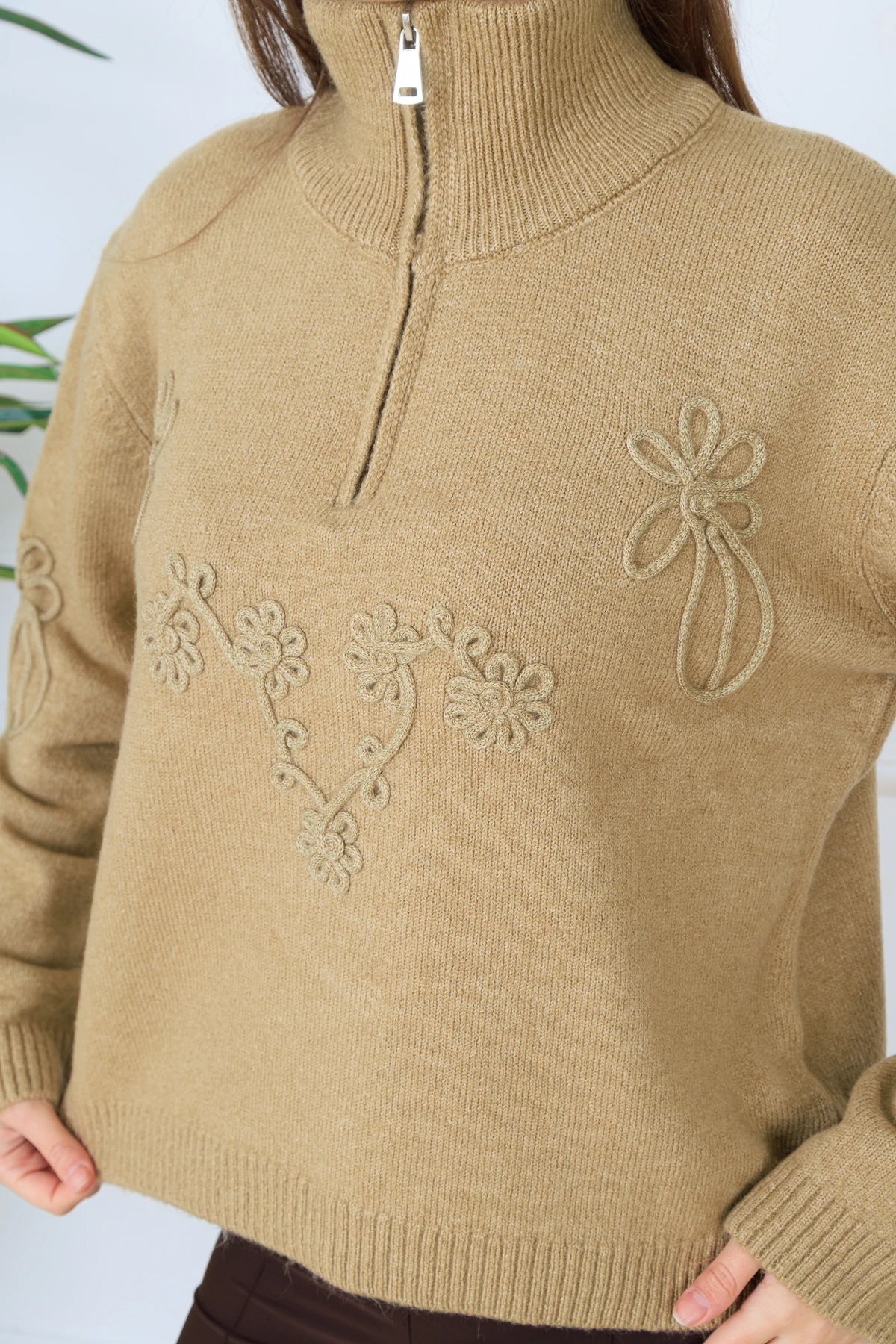 CPSL2702 NAKIŞ DETAY FERMUARLI KAZAK