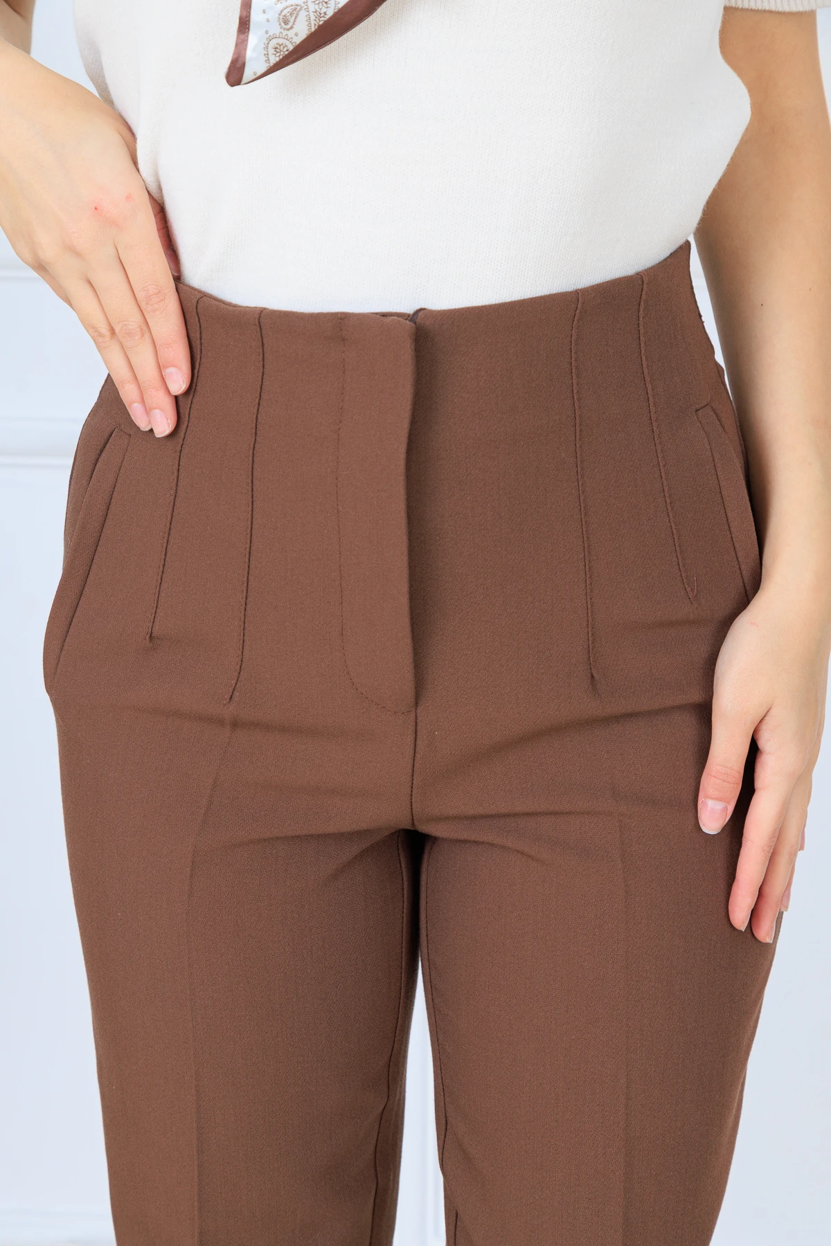 CPSL5113 YÜKSEK BEL PİLE DETAYLI PANTOLON