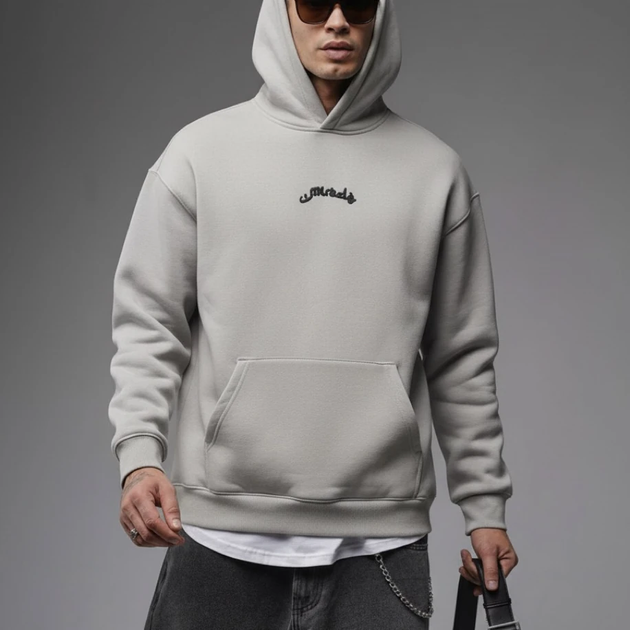 UNISEX METALİK GRİ SIRT TASARIMLI NAKIŞ İŞLEMELİ OVERSİZE KAPŞONLU SWEATSHİRT