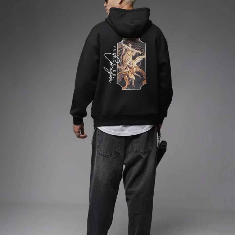 UNISEX SİYAH SIRT TASARIMLI NAKIŞ İŞLEMELİ OVERSİZE KAPŞONLU SWEATSHİRT