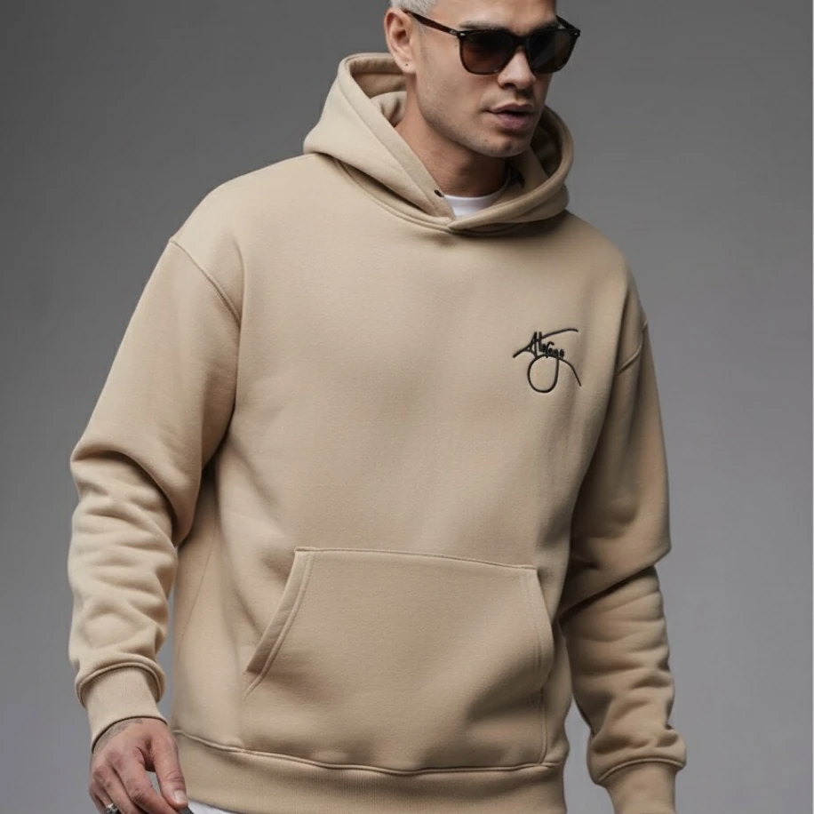 UNISEX BEJ SIRT TASARIMLI NAKIŞ İŞLEMELİ OVERSİZE KAPŞONLU SWEATSHİRT