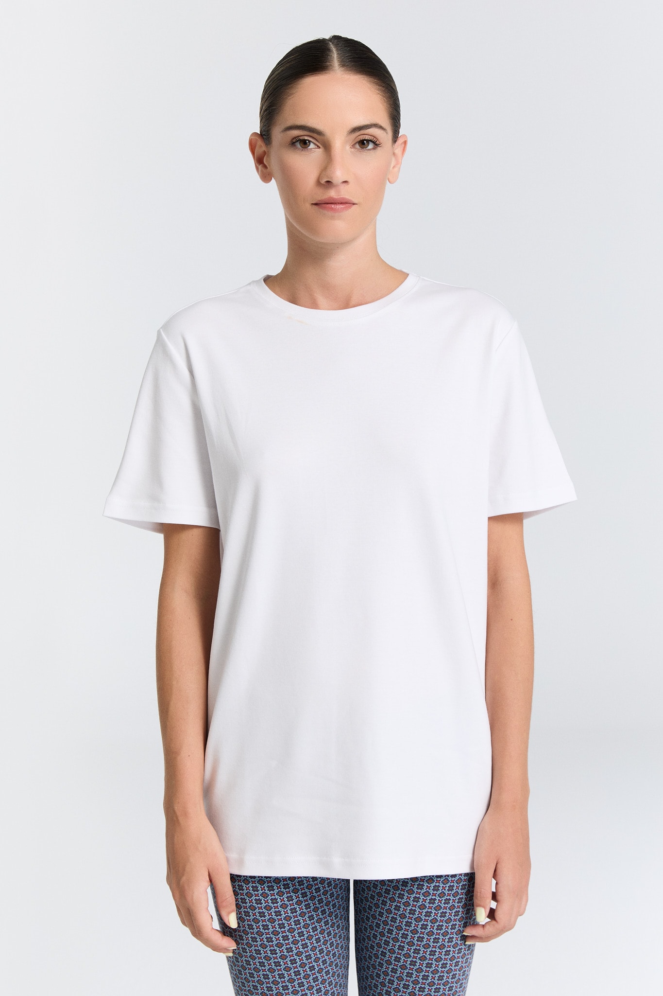 GUNA Unisex T-Shirt – %100 Organik Konfor, Zamansız Stil