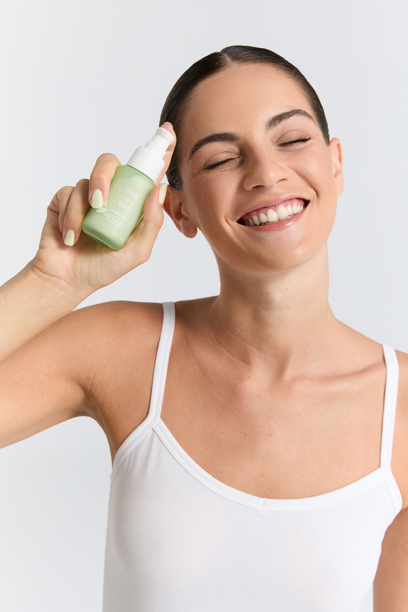 Aydınlatıcı serum -Parlak ve Işıltılı Bir Cilt İçin Süt Yapılı Serum