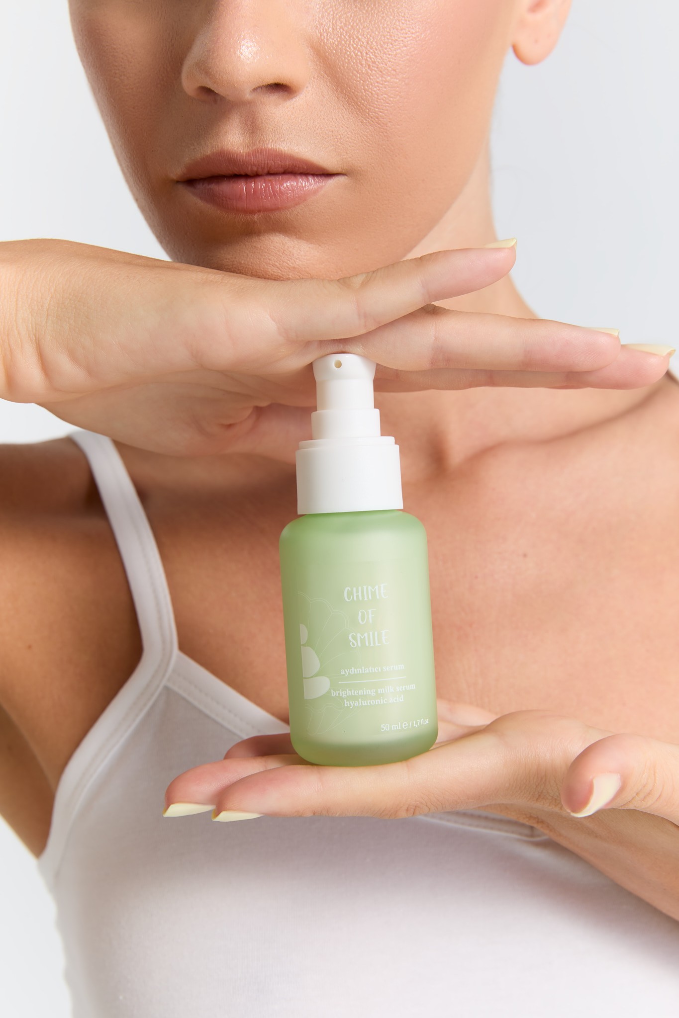 Aydınlatıcı serum -Parlak ve Işıltılı Bir Cilt İçin Süt Yapılı Serum