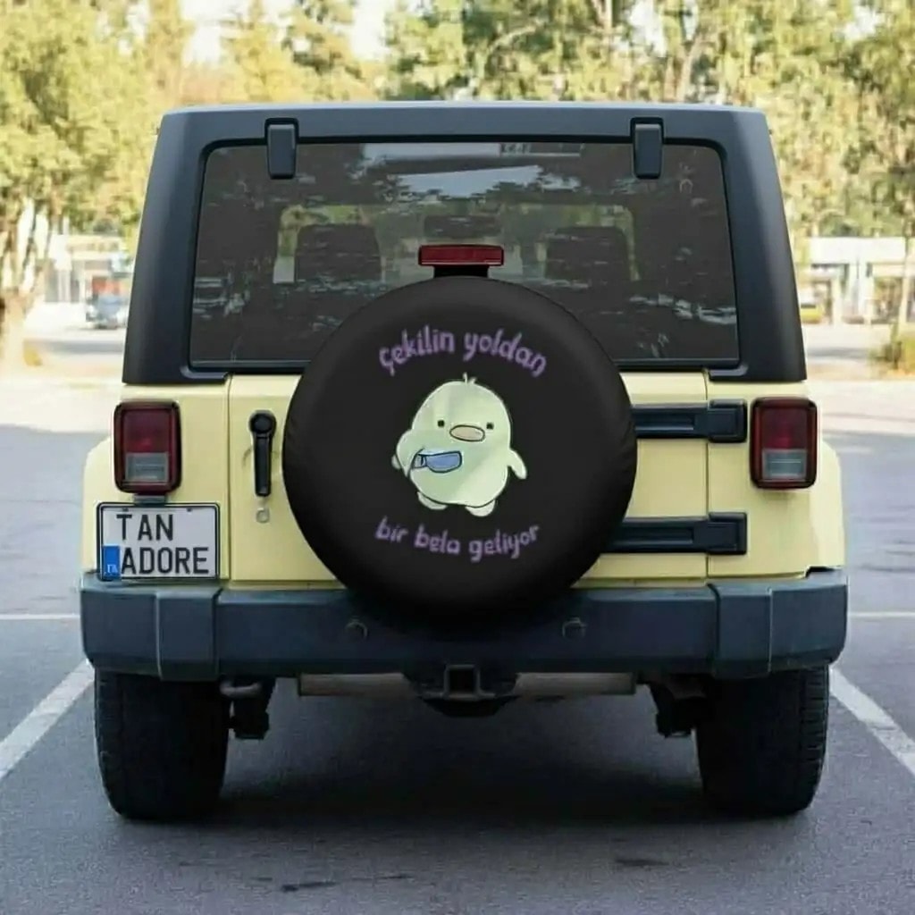 Çekilin Yoldan Bir Bela Geliyor Tasarımlı Stepne Kılıfı