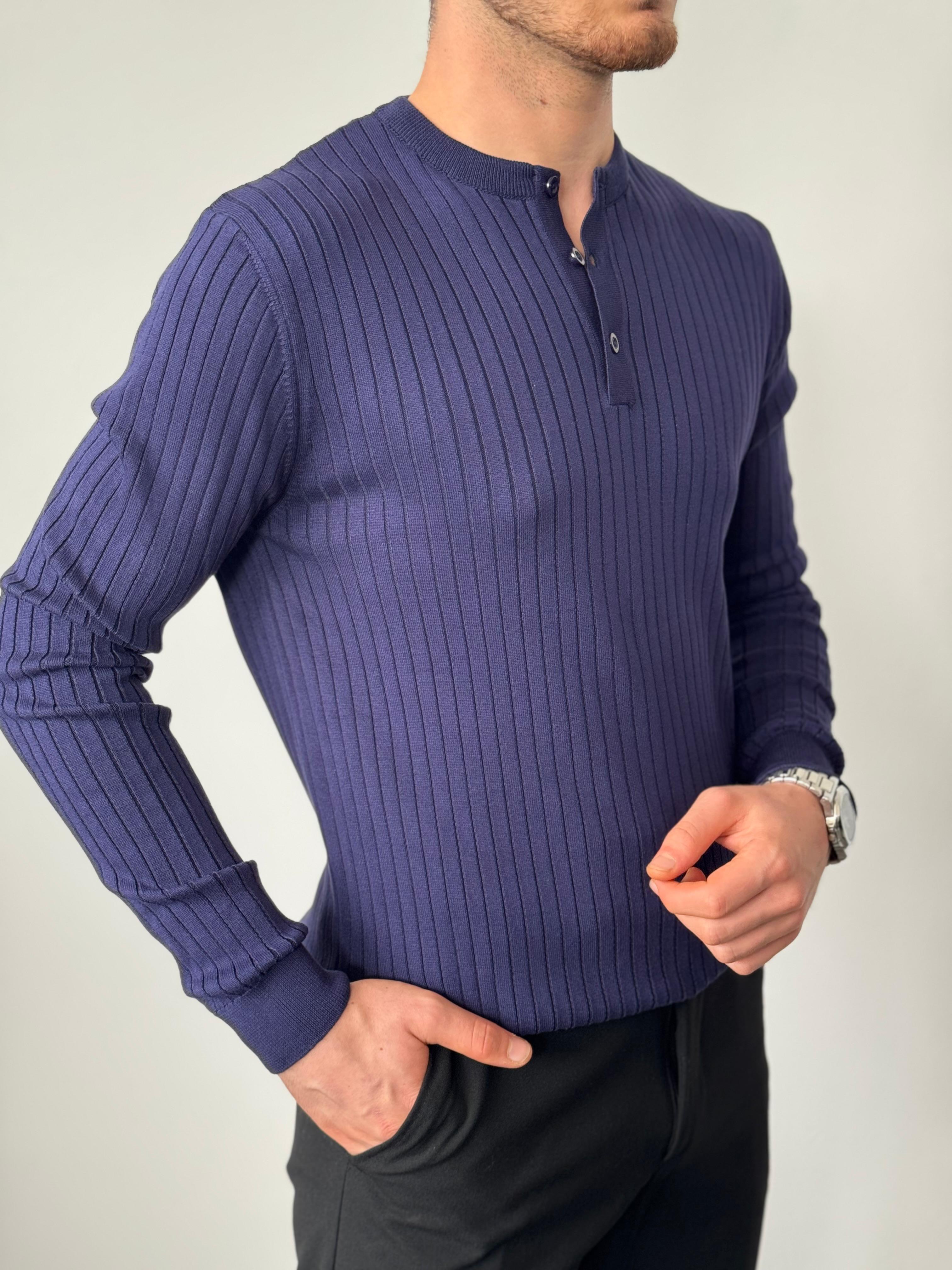 Üst Düzey Kumaş Kalitesi Çizgili Düğmeli Sweat