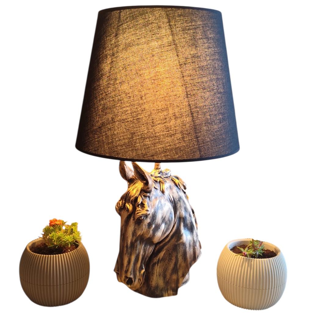 Özel Tasarım At Büslü Abajur