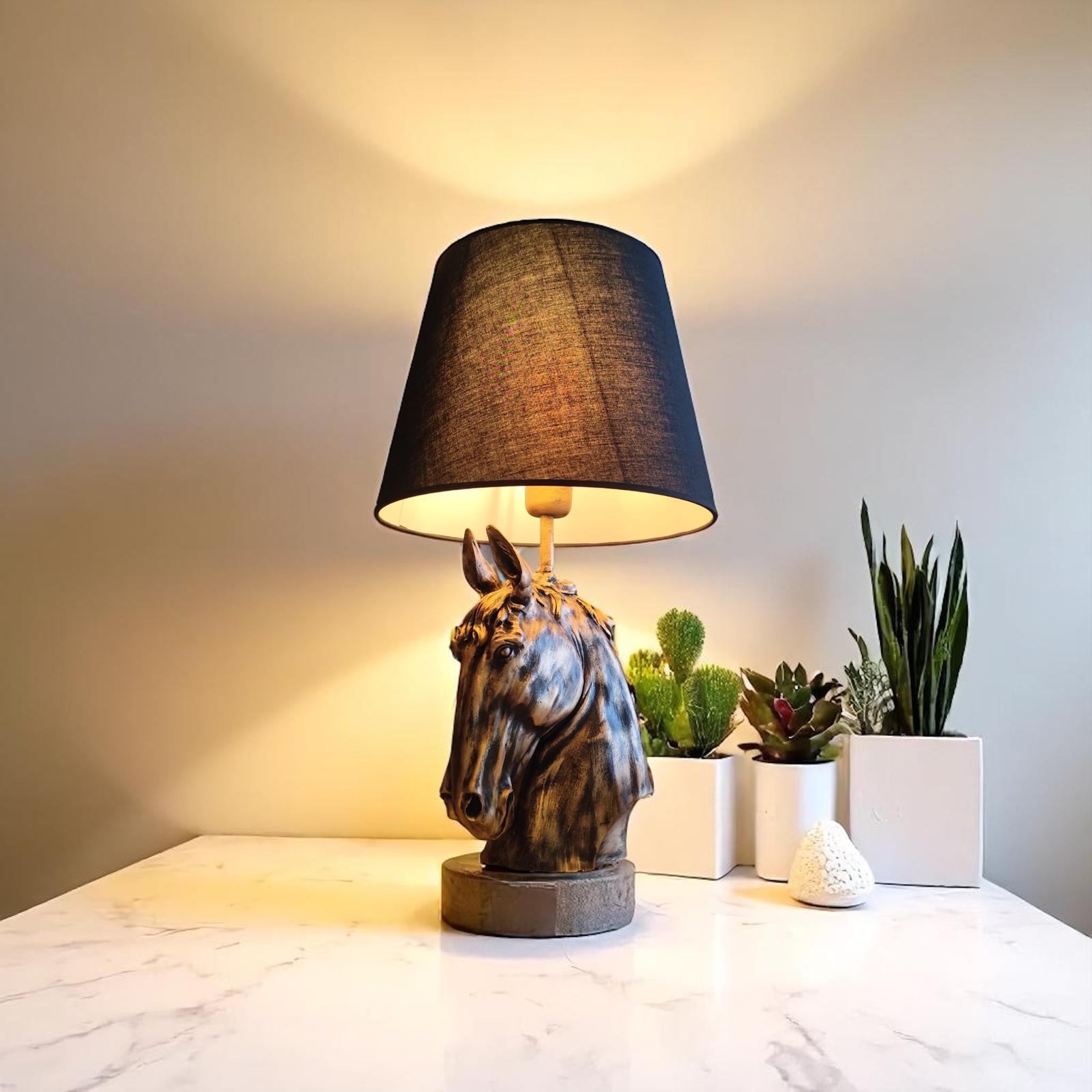 Özel Tasarım At Büslü Abajur