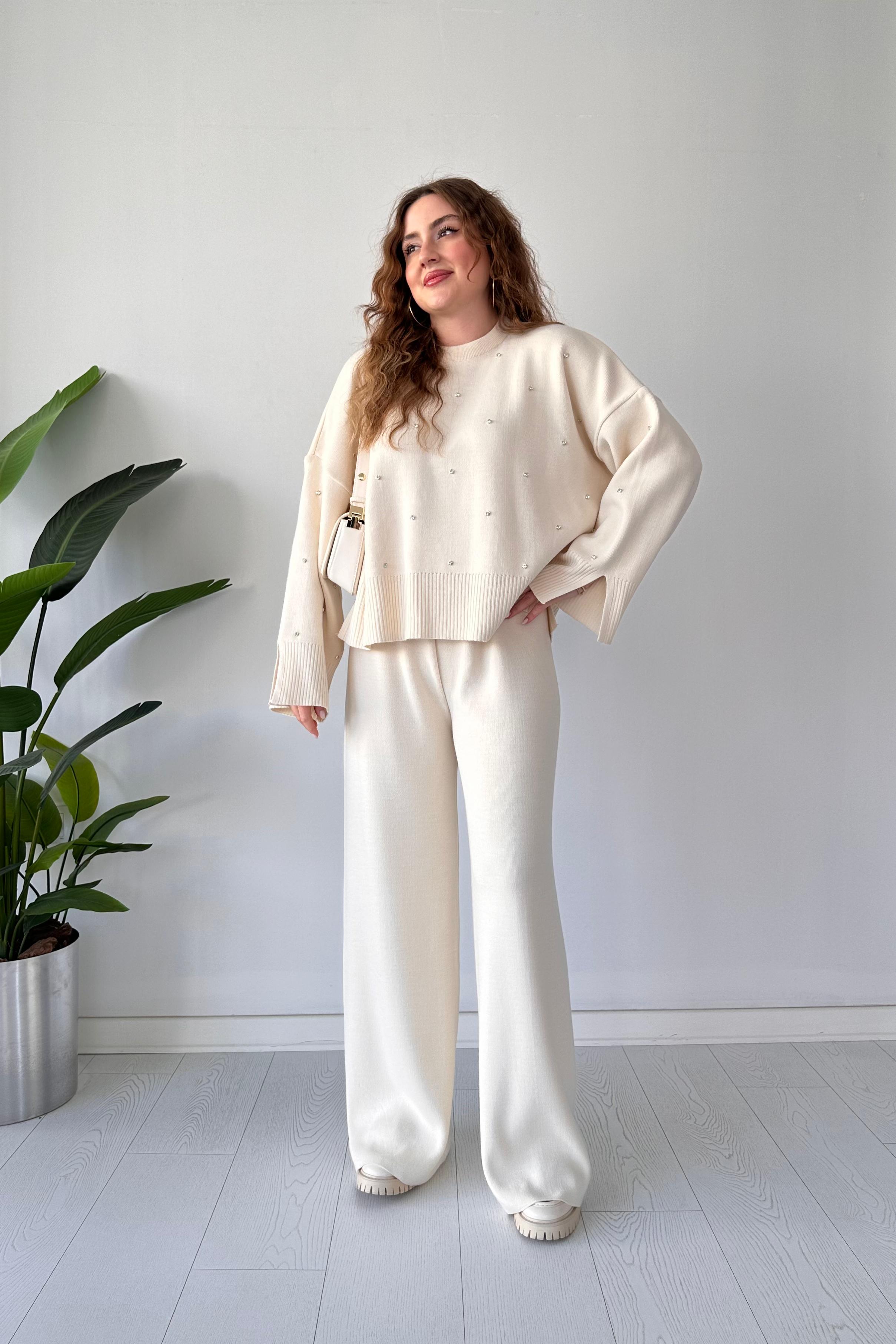 Taşlı Triko Takım