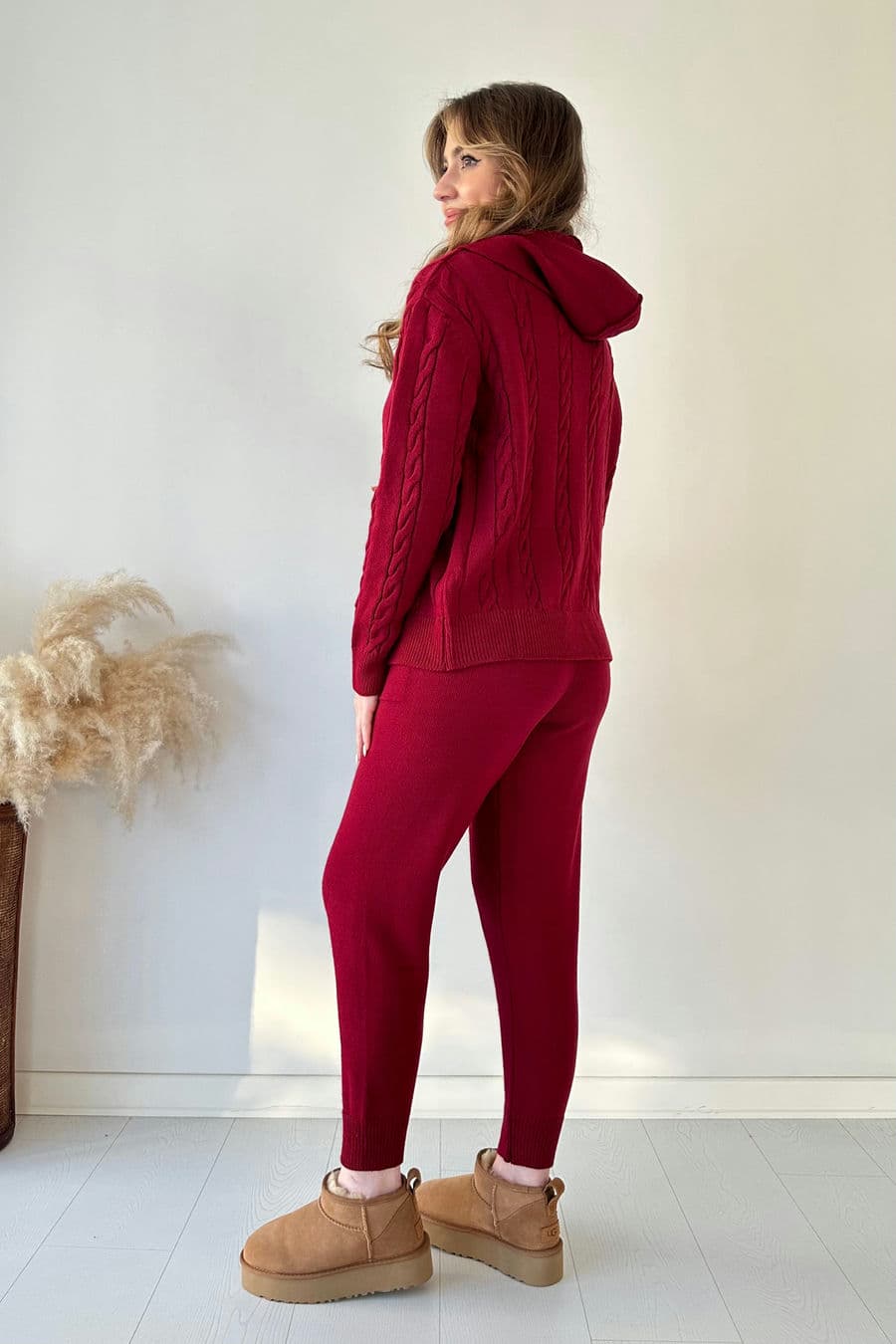 Kapüşonlu Triko Takım