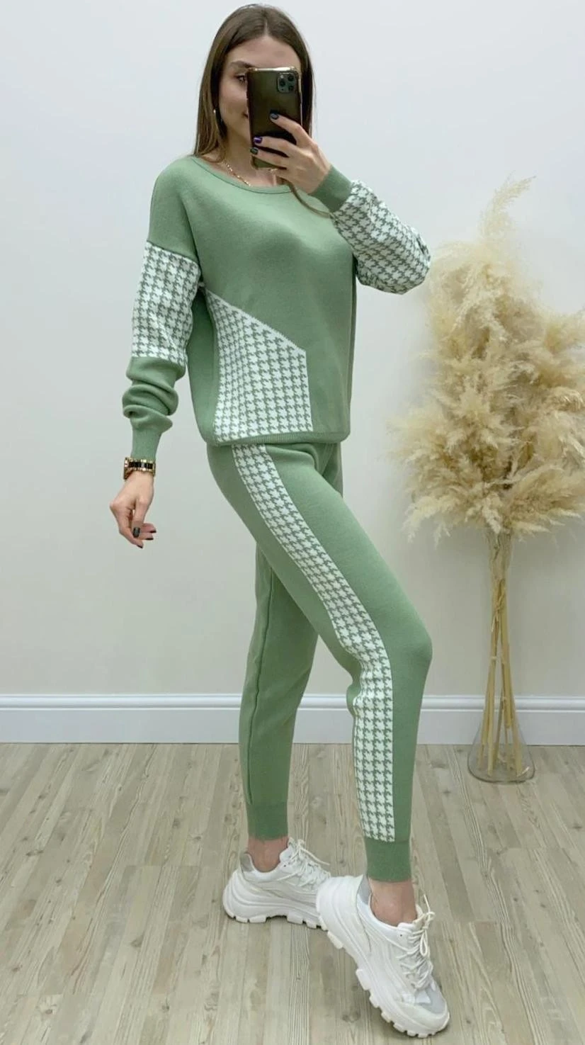 Kazayağı Desenli Triko Takım Mint