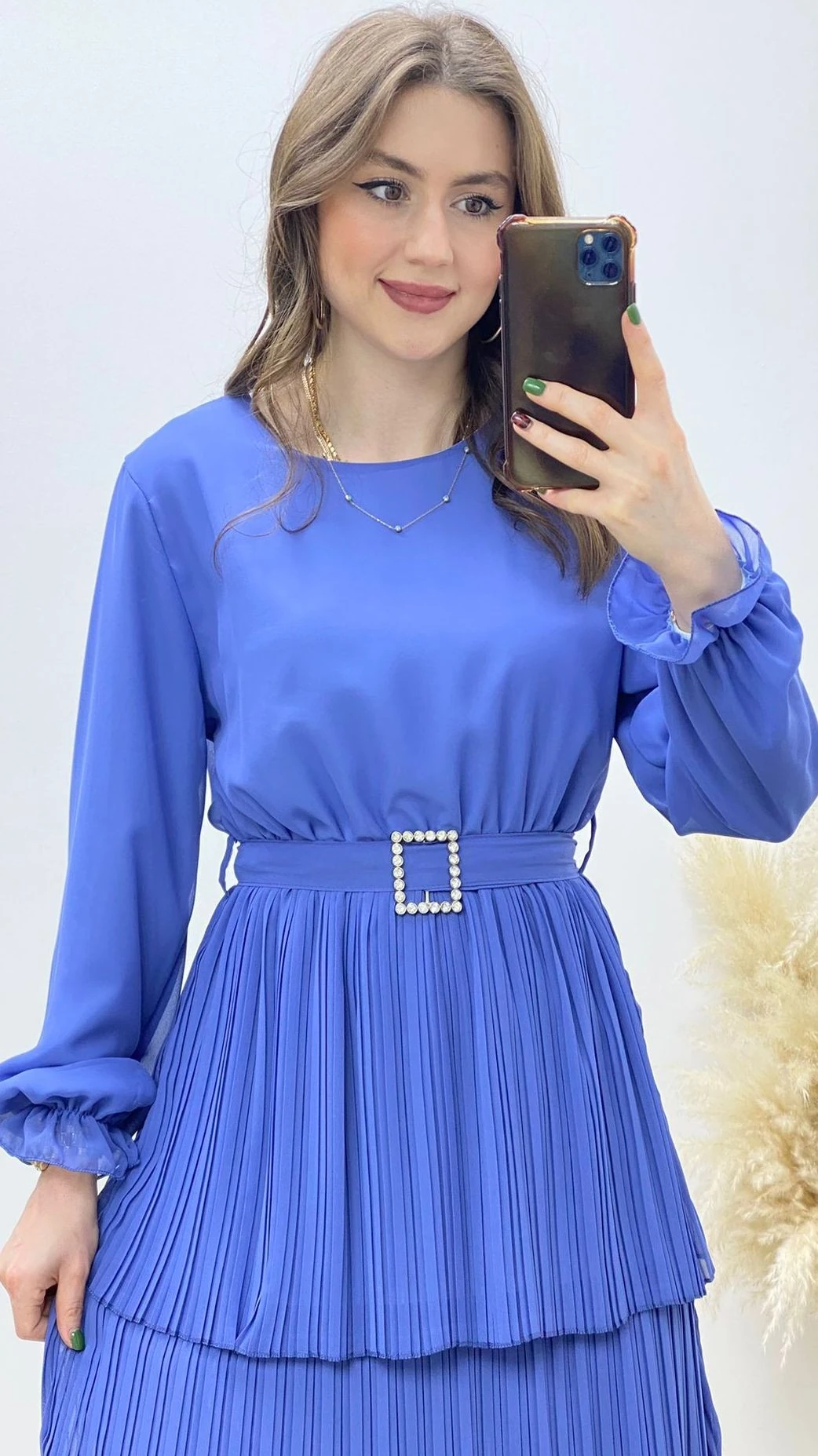 Katlı Piliseli Maksi Şifon Elbise Mavi