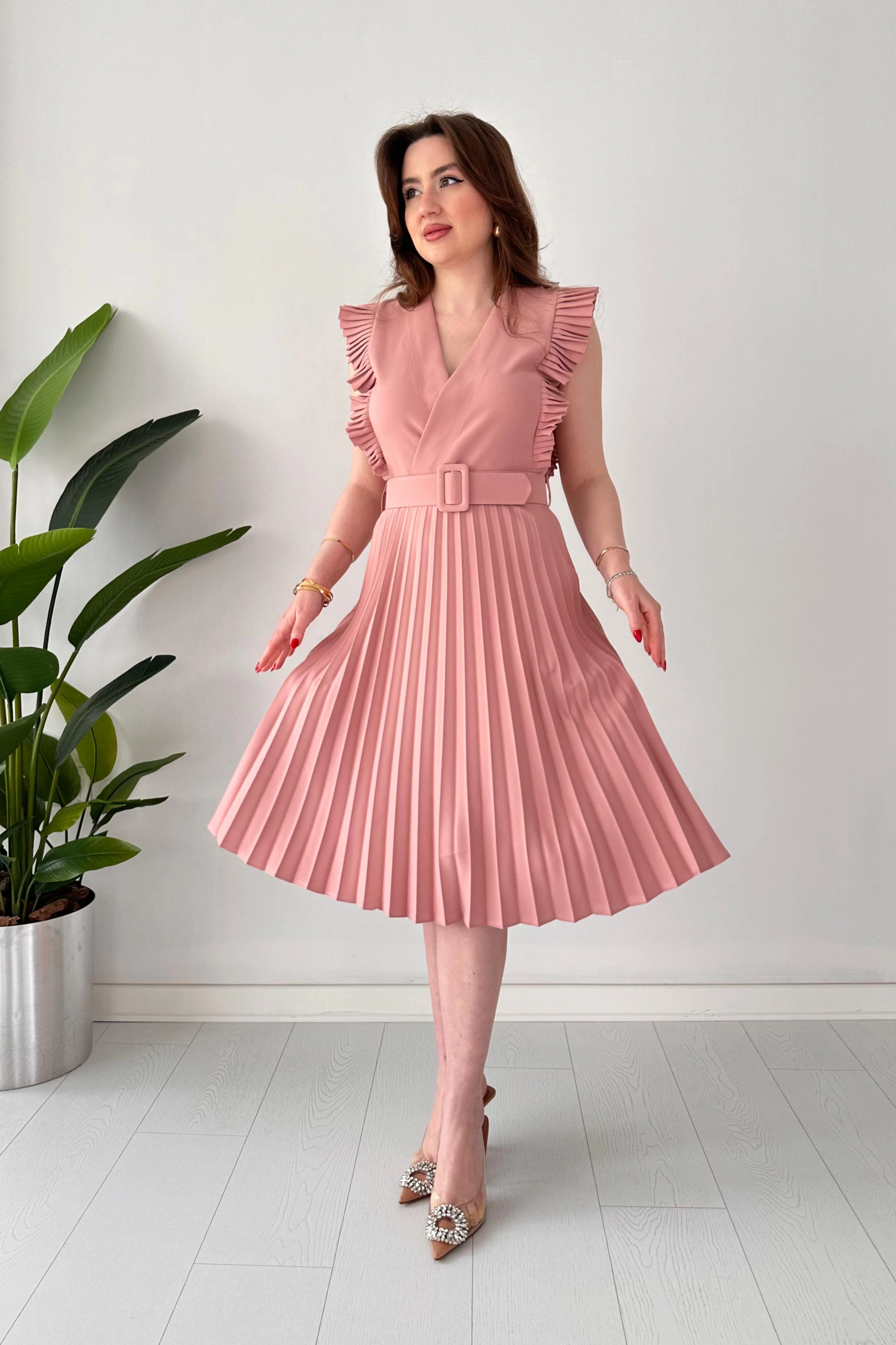 Kelebek Kemerli Elbise