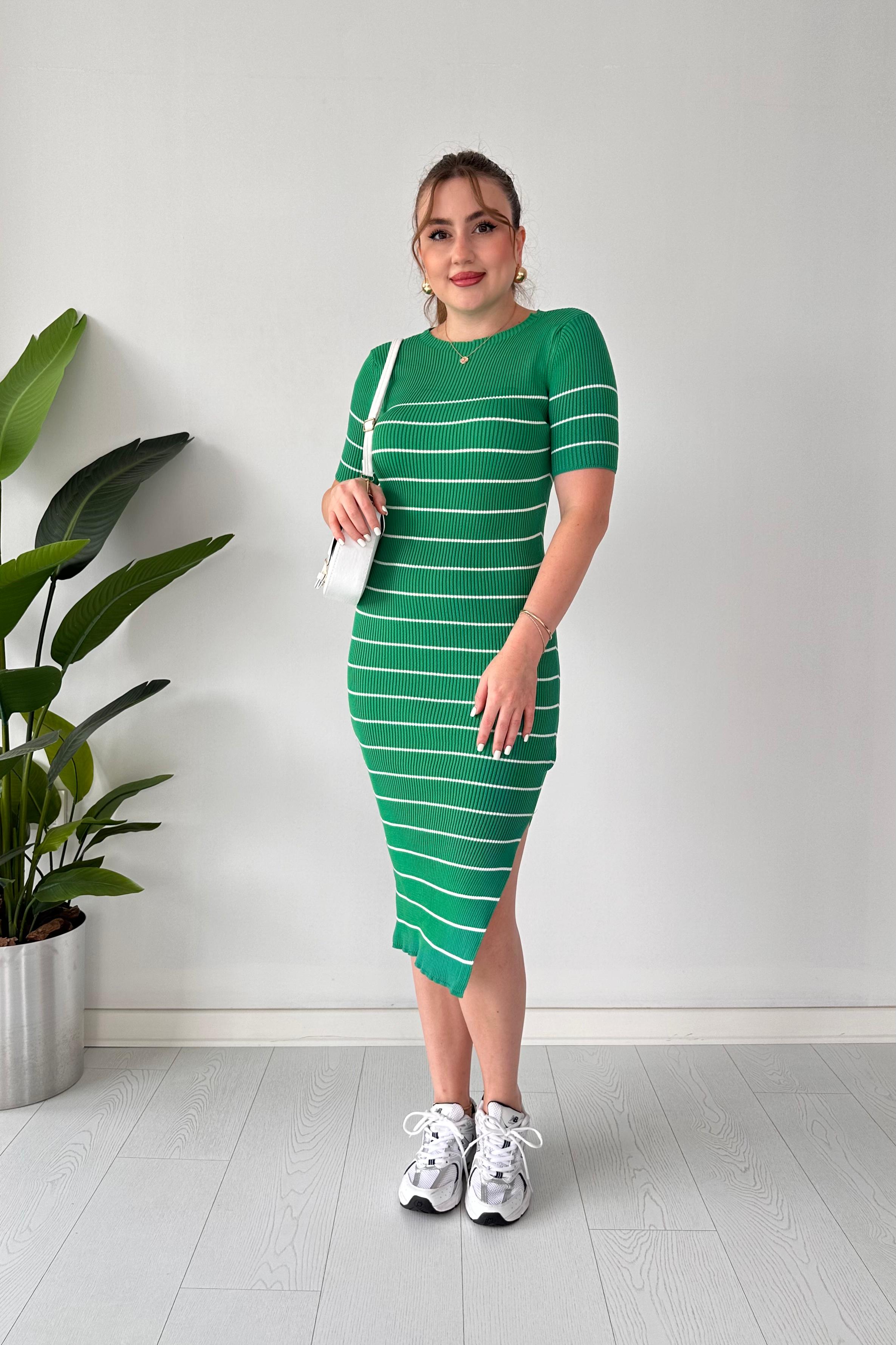 Çizgili Triko Elbise