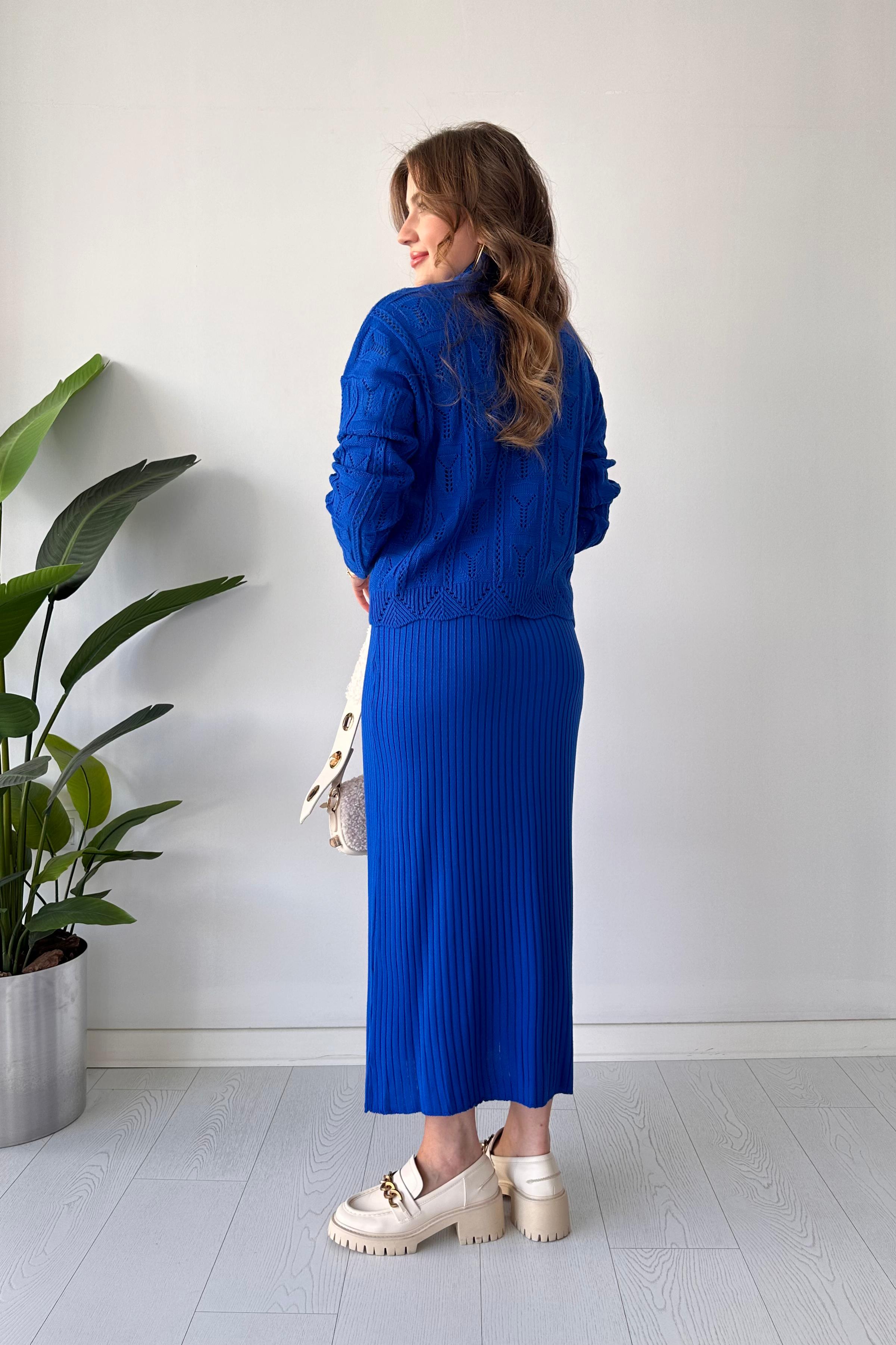 Piramit Ajurlu Kazak-Elbise