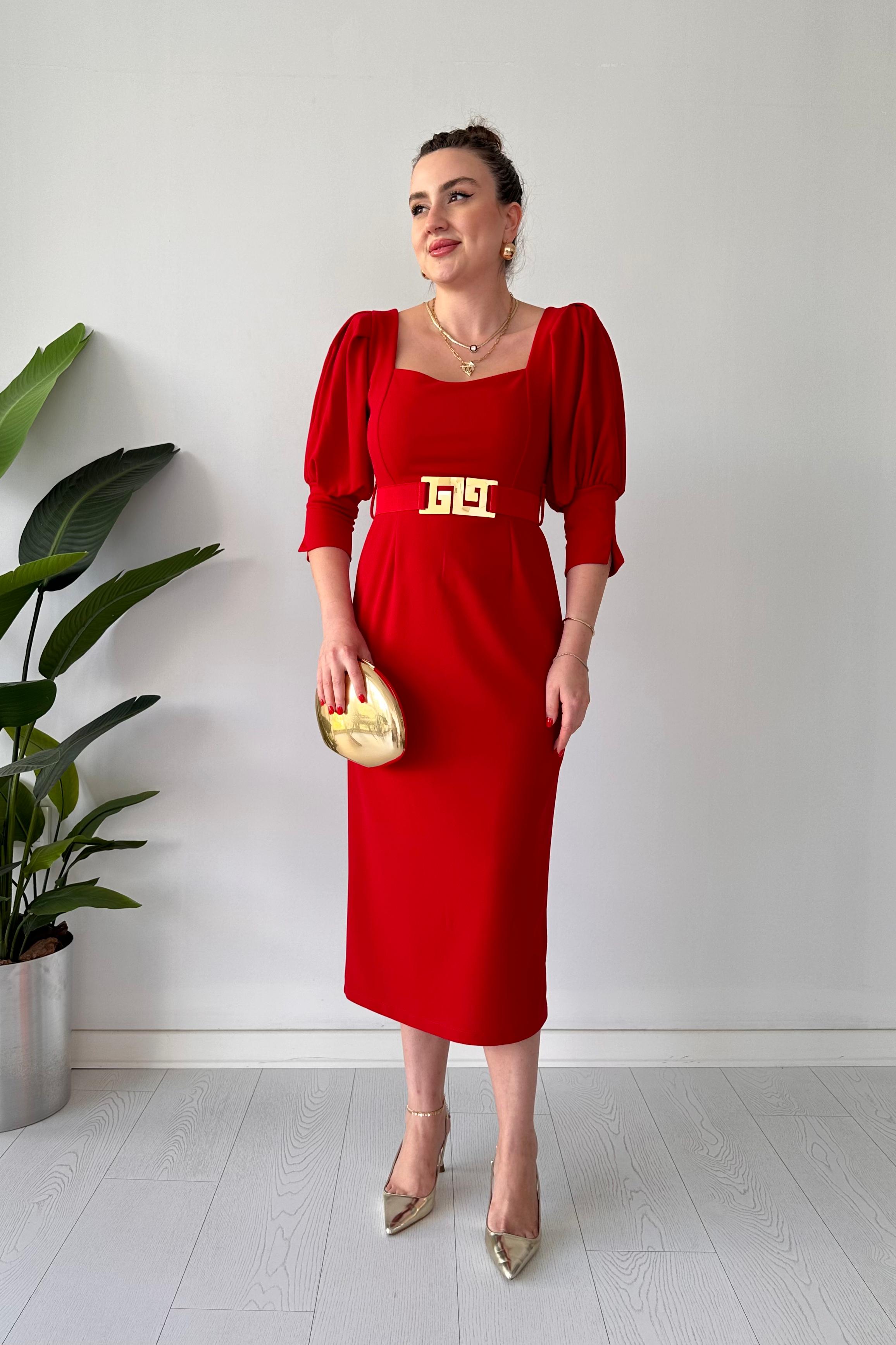 Döngü Kemer Krep Elbises