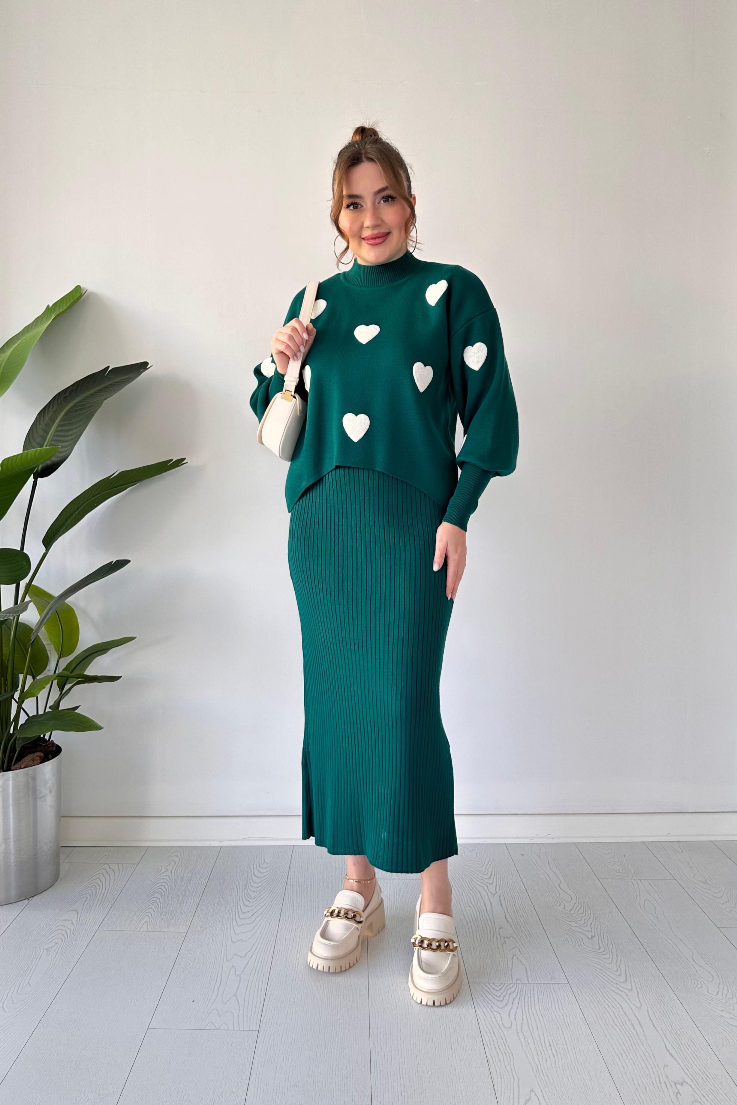 Kalp Kazak Elbise Takım