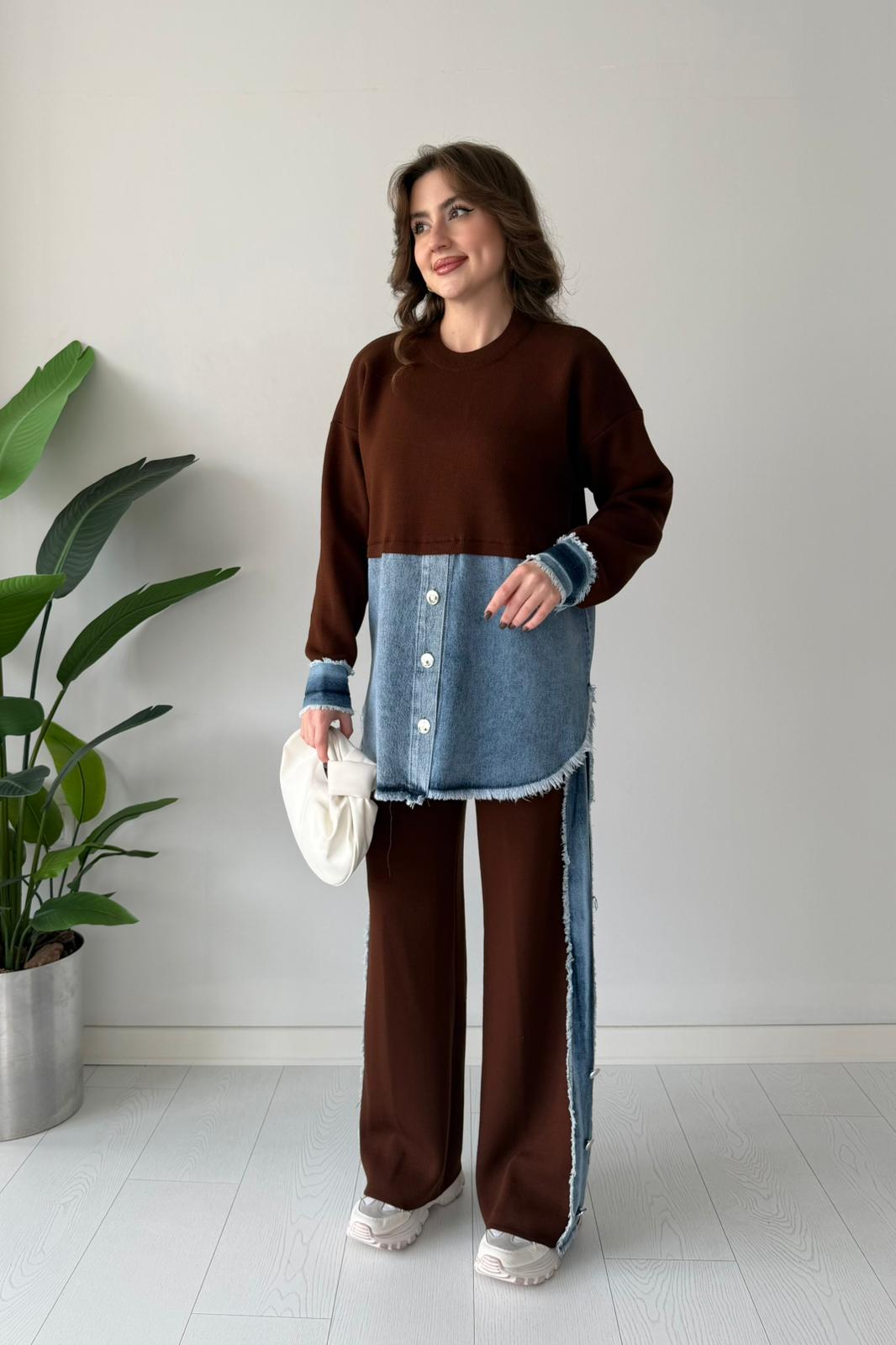 Denim Detaylı Triko Takım