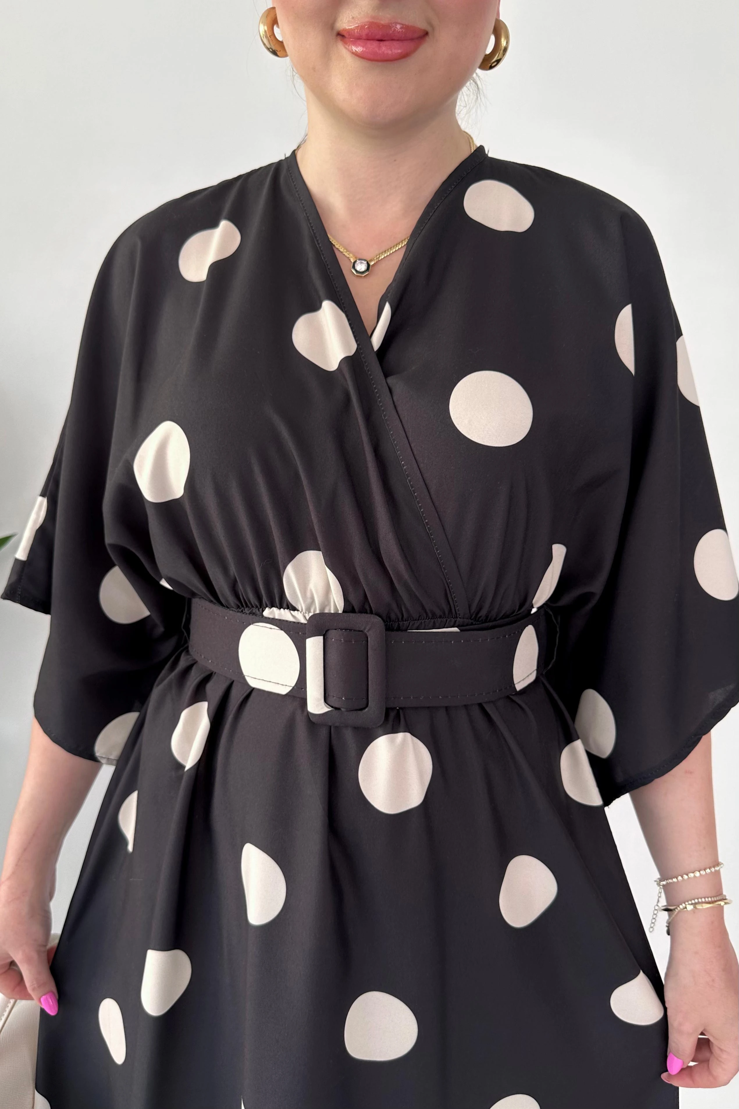 İri Puan Yarasa Elbise