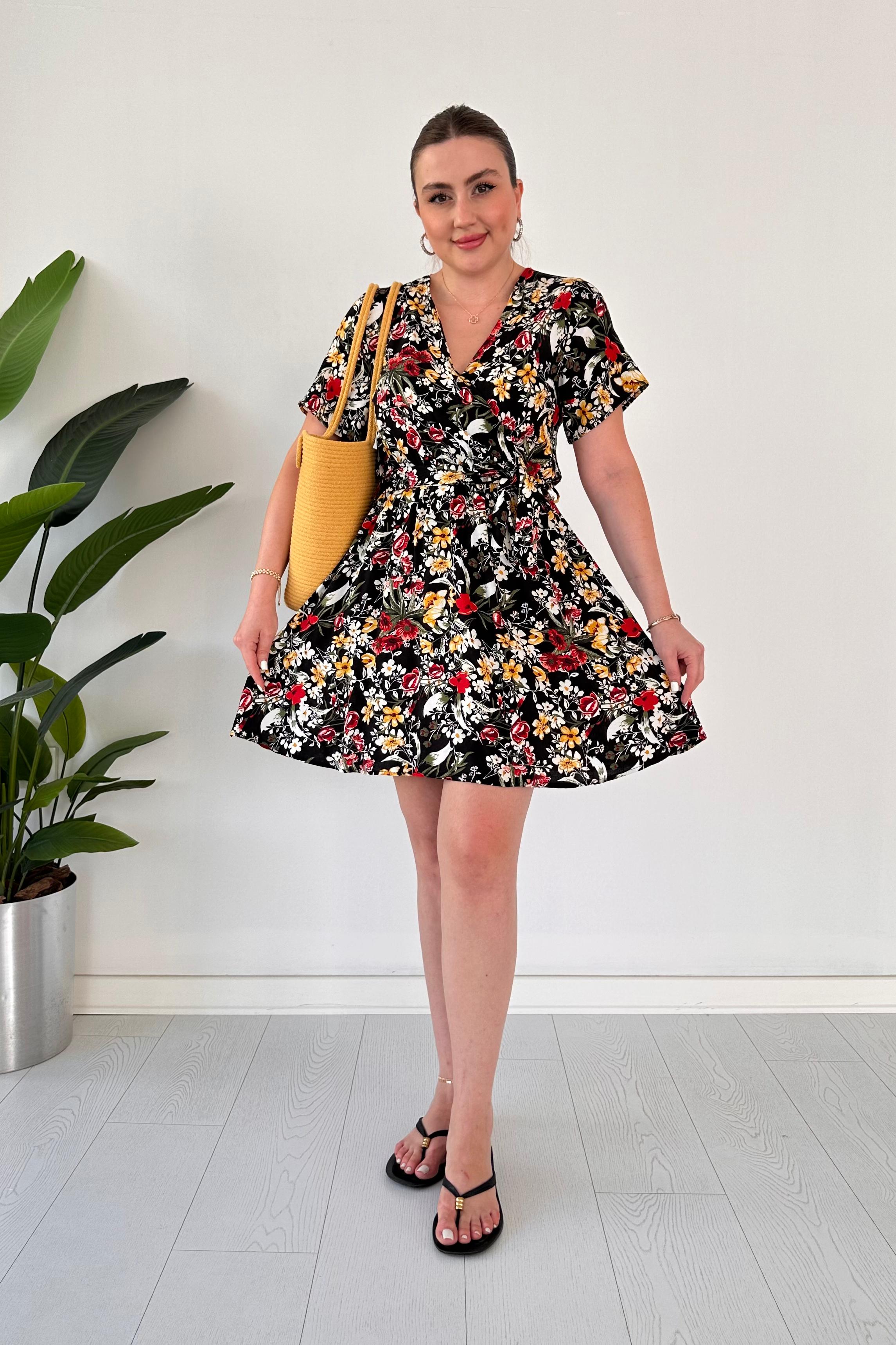 Şortlu Floral Elbise