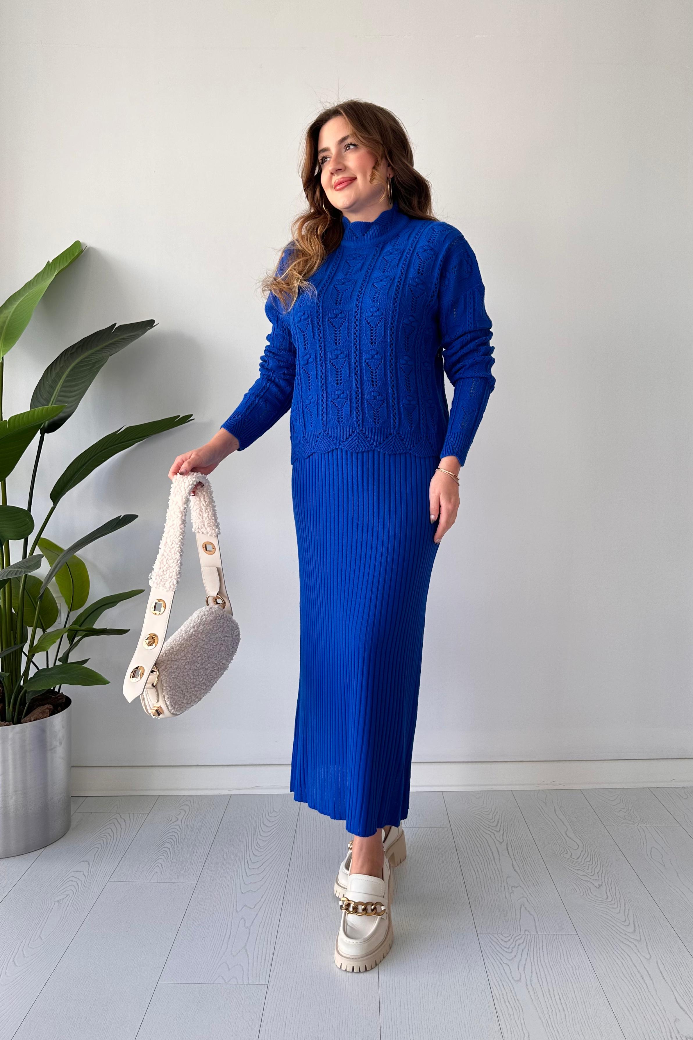 Piramit Ajurlu Kazak-Elbise