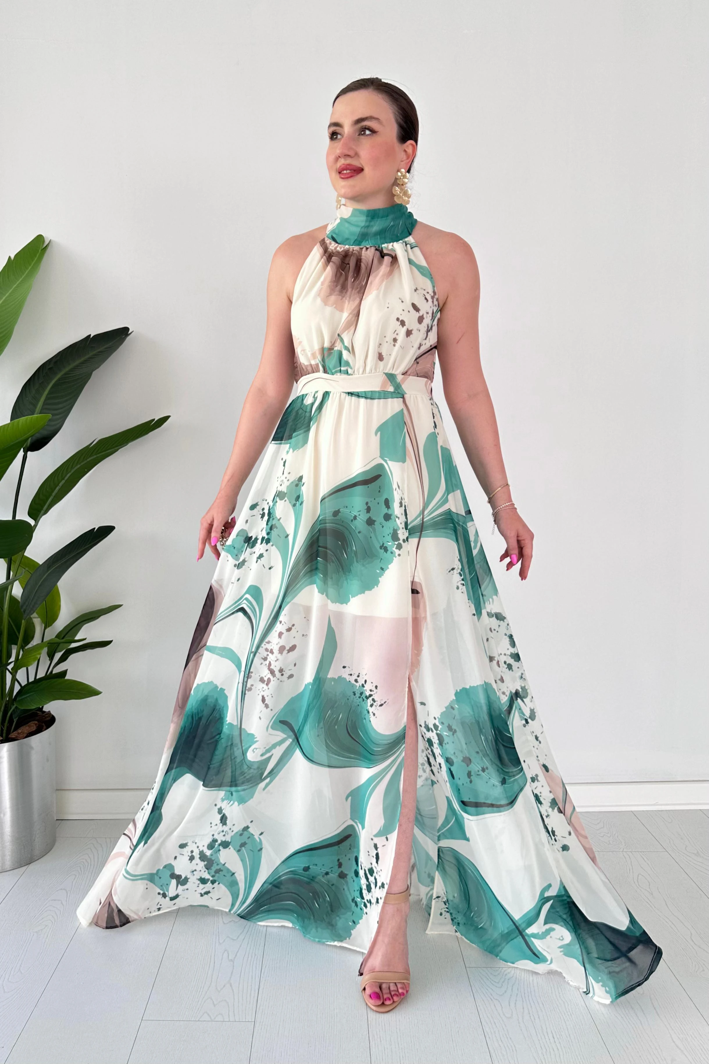 Halter Yaka Ebruli Elbise