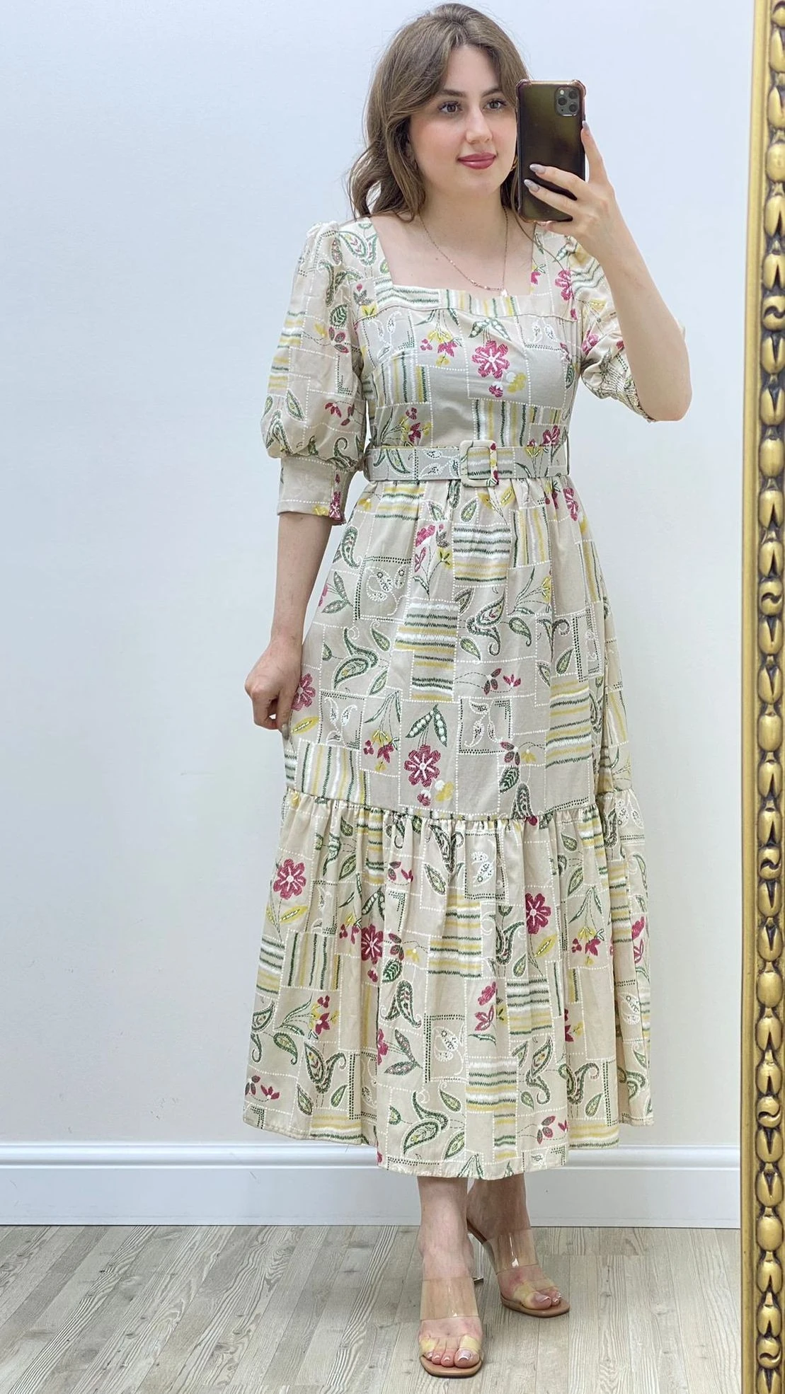 Kare Yaka Desenli Poplin Elbise Krem