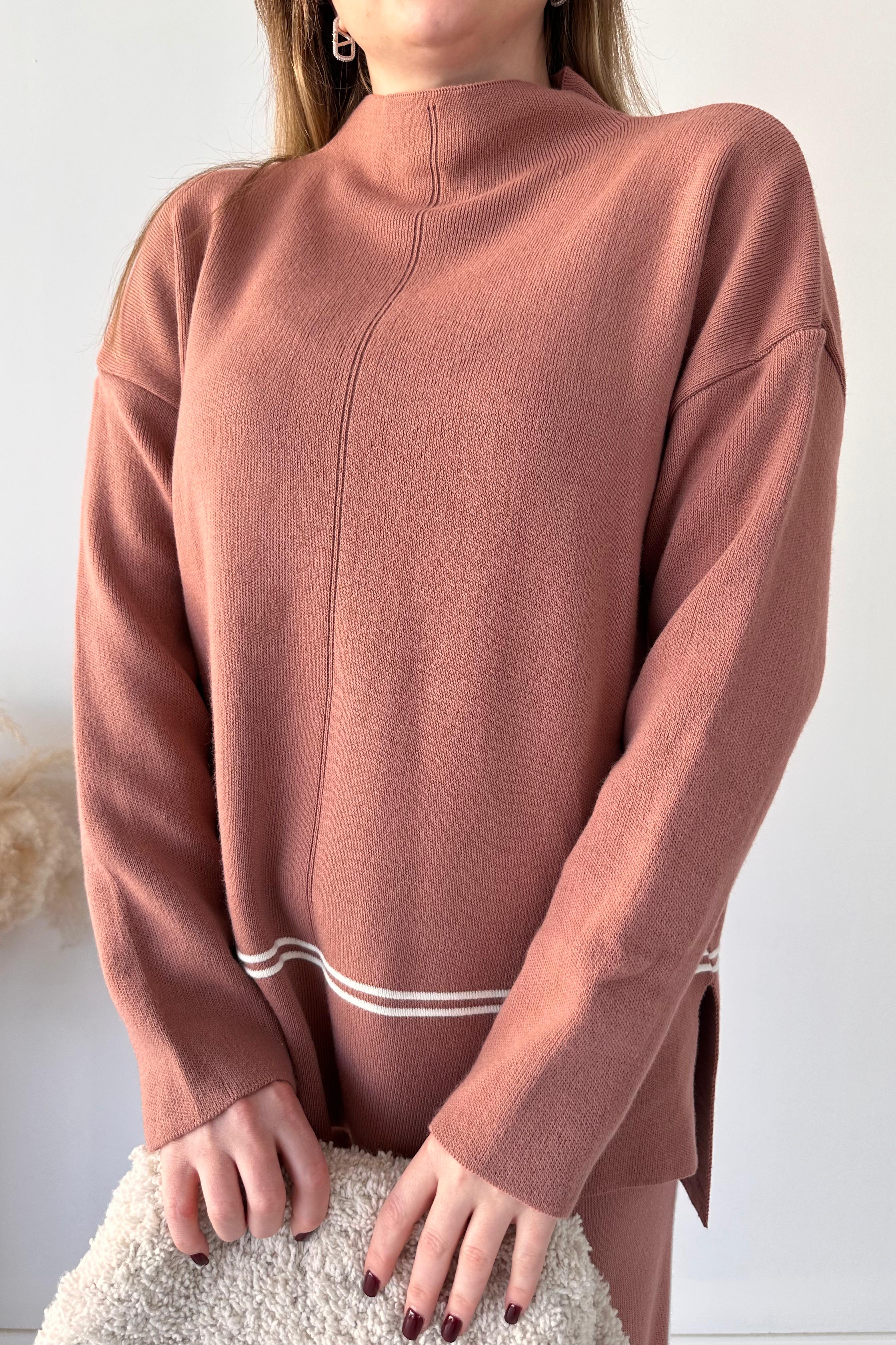 Şeritli Triko Takım